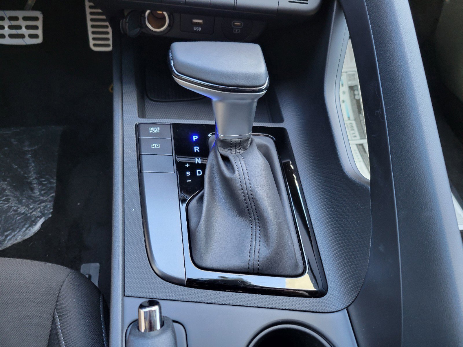 2025 Hyundai Elantra SEL - Photo 26