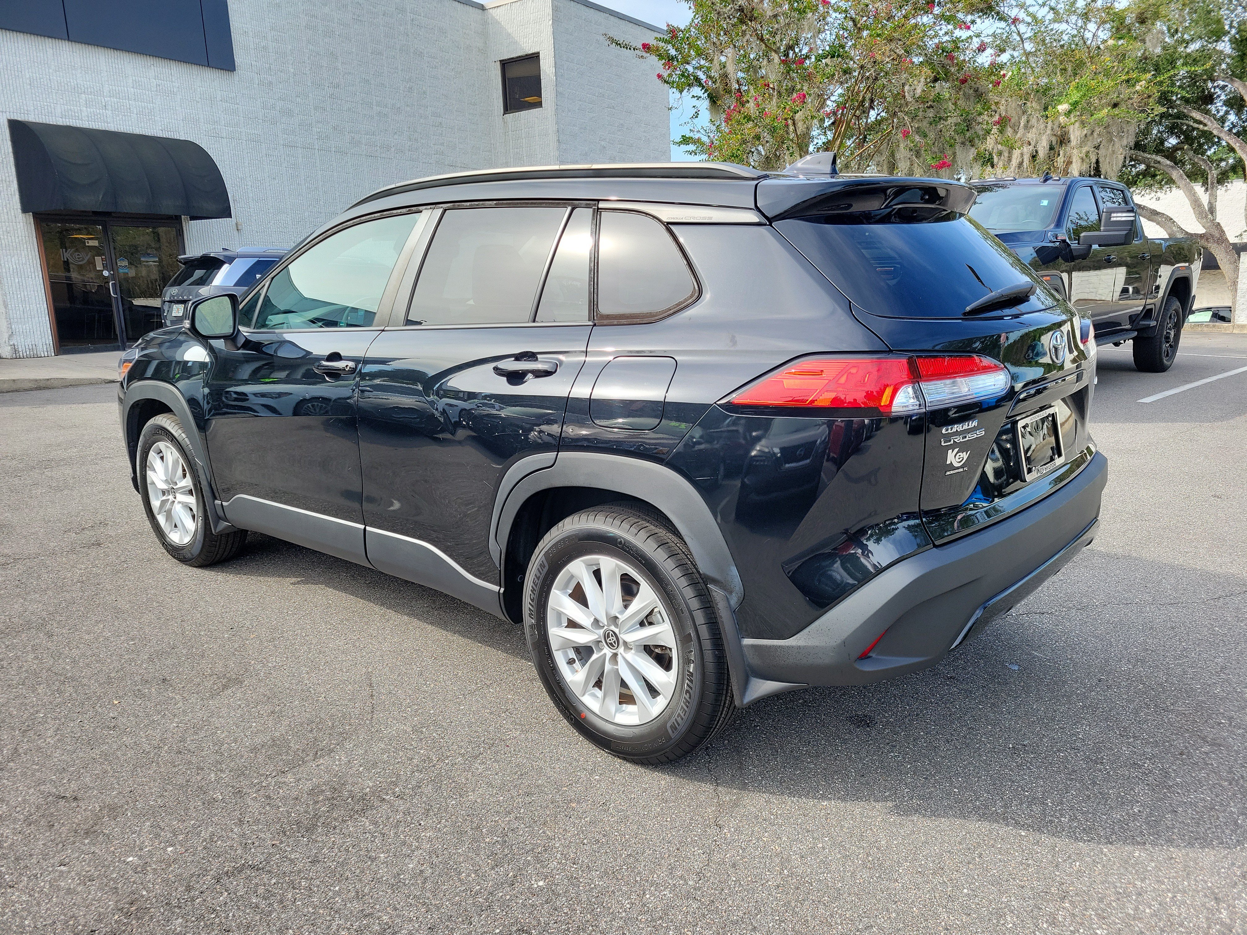 Used 2024 Toyota Corolla Cross LE SUV