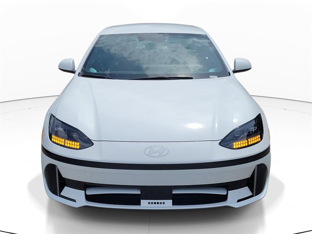 New 2025 Hyundai IONIQ 6 SE Sedan
