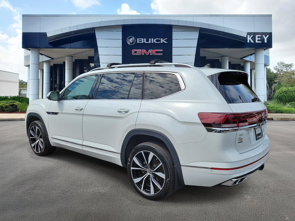 Used 2024 Volkswagen Atlas 2.0T SEL Premium R-Line SUV