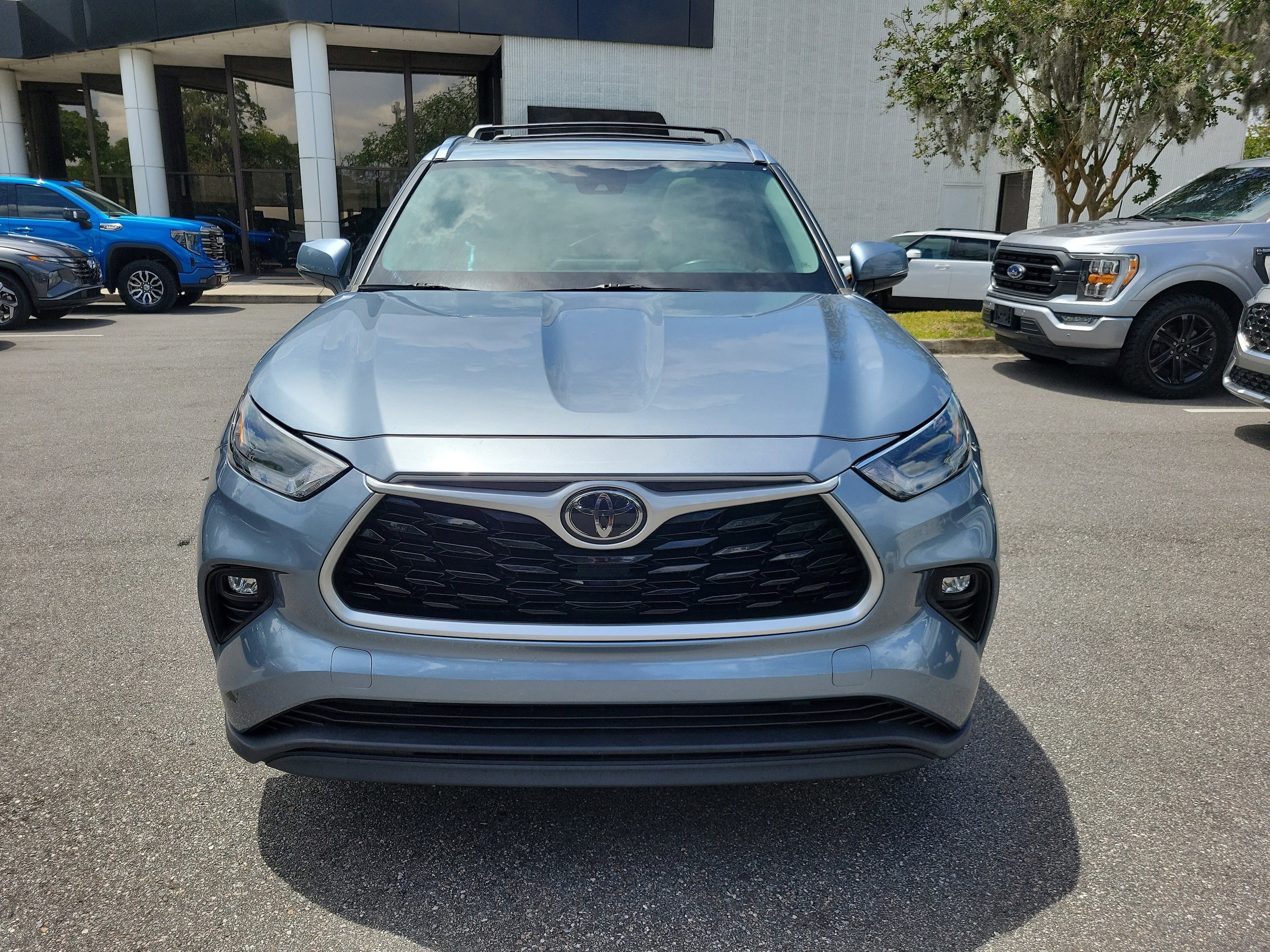 2021 Toyota Highlander XLE - Photo 7