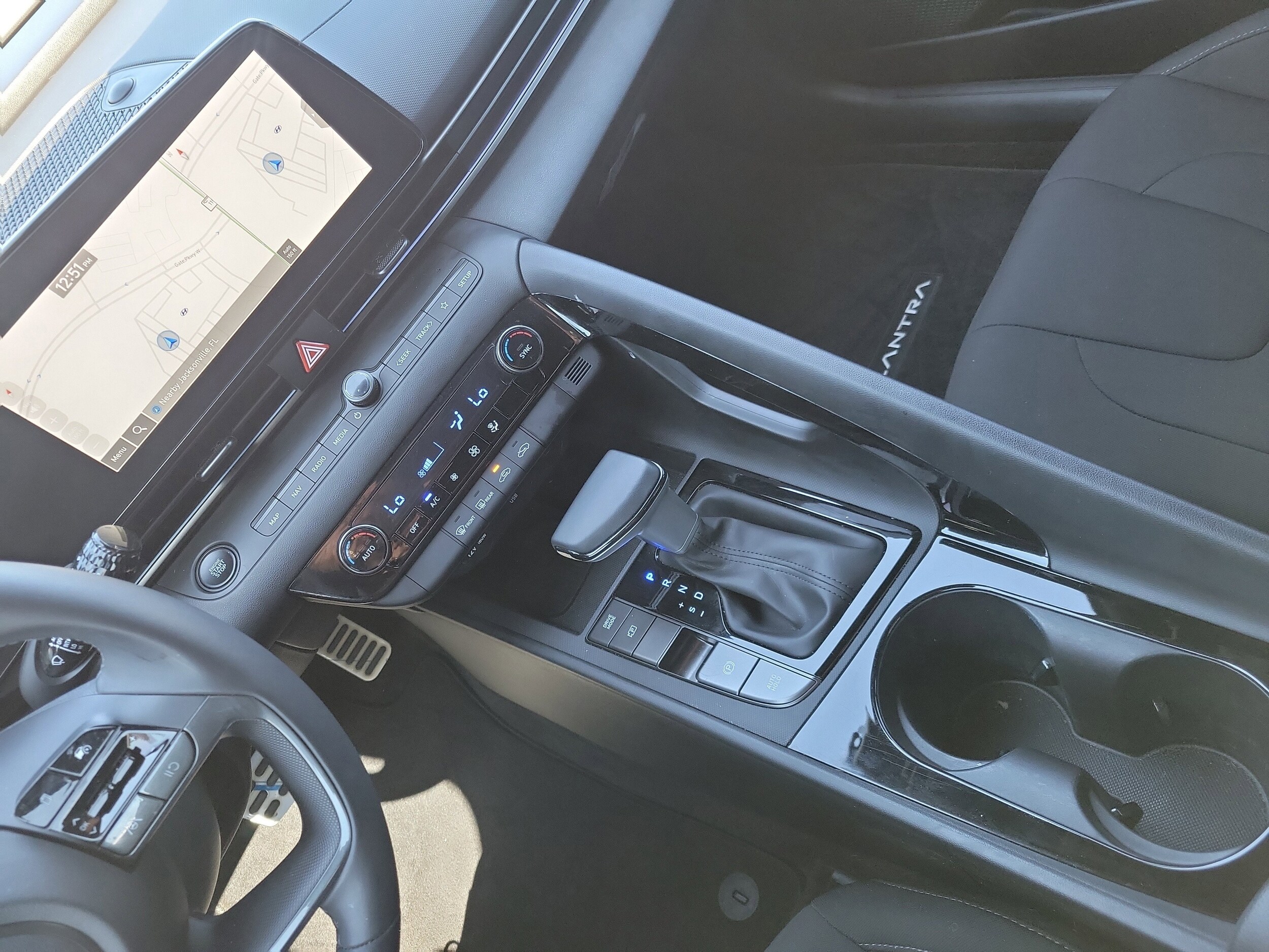 2025 Hyundai Elantra Blue - Photo 26