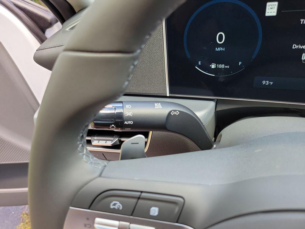 2025 Hyundai Sonata SEL - Photo 17