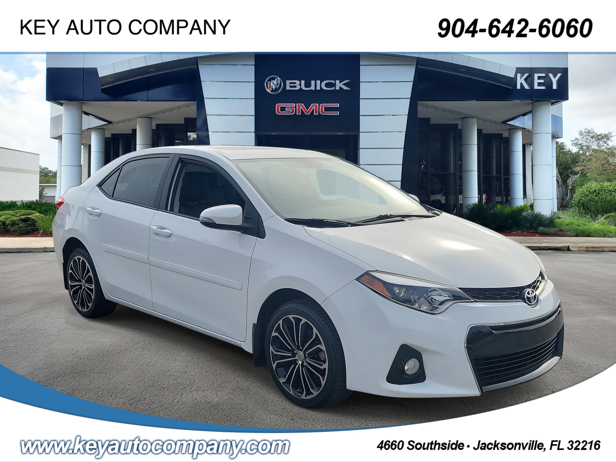 2015 Toyota Corolla L's photo