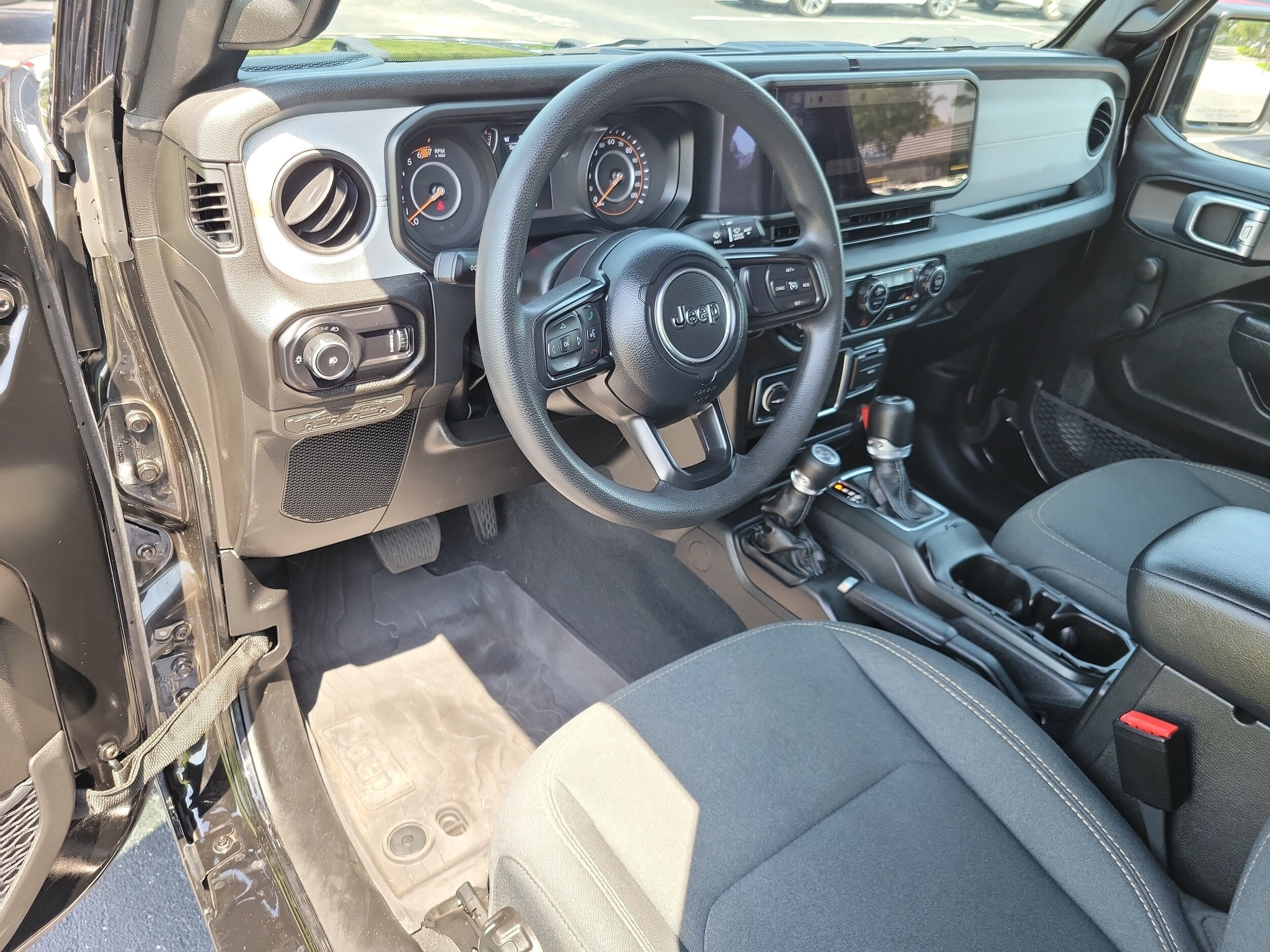 2024 Jeep Wrangler 4-Door Sport - Photo 19