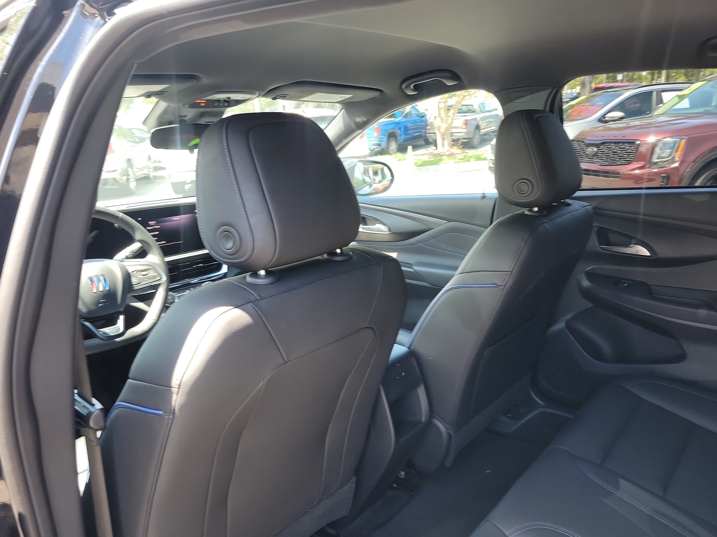 2024 Buick Envista Sport Touring - Photo 19