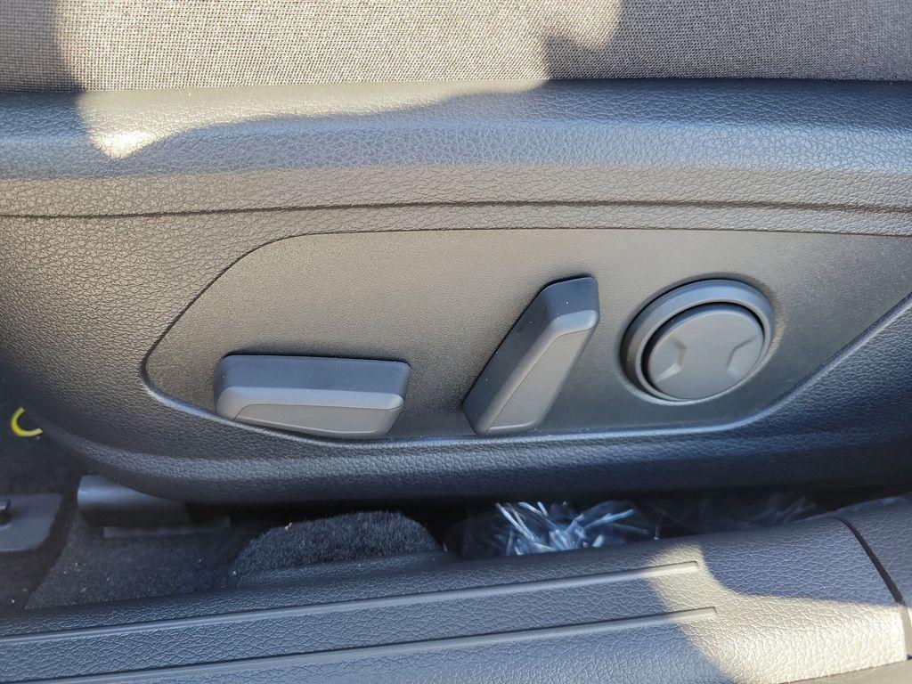 2025 Hyundai Sonata SEL - Photo 16