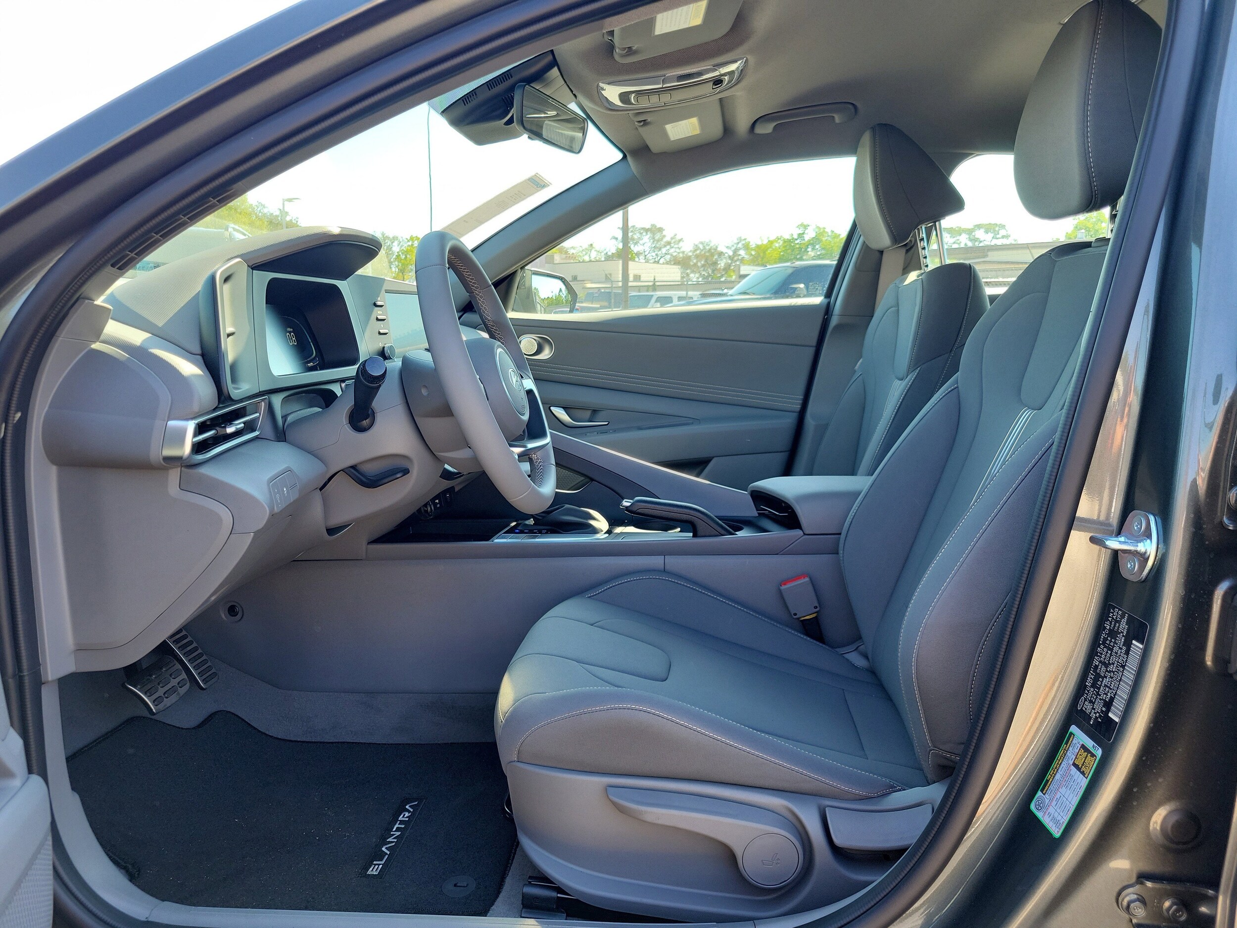 2026 Hyundai Elantra SEL Sport - Photo 17
