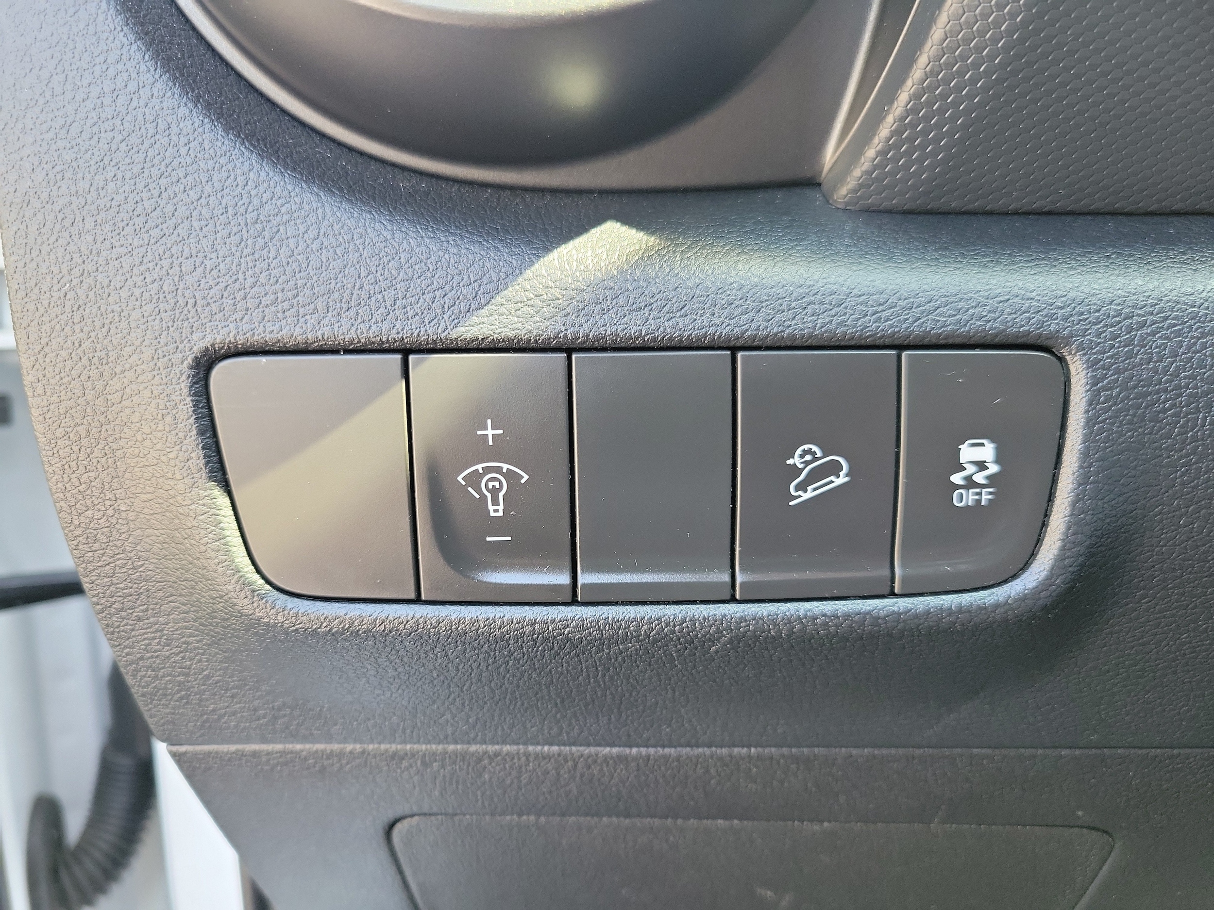 2023 Hyundai Kona SEL - Photo 24