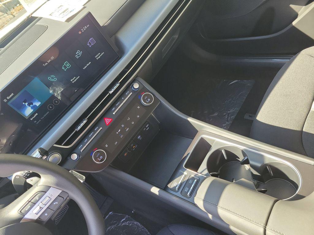 2025 Hyundai Sonata SEL - Photo 28