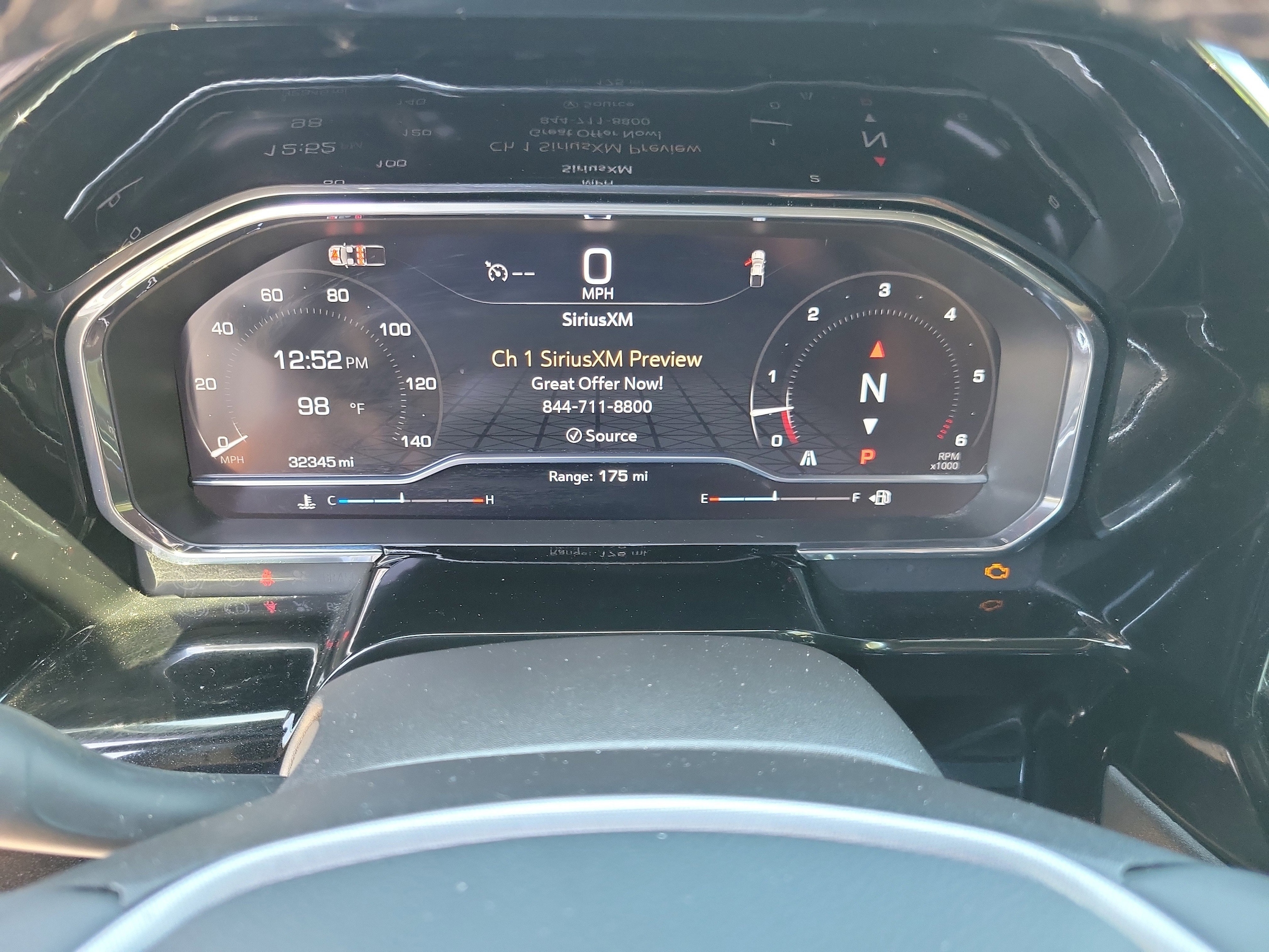 2024 GMC Sierra 1500 SLT - Photo 29