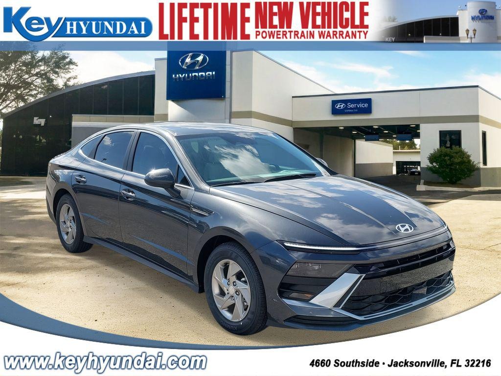 New 2025 Hyundai Sonata SE Sedan