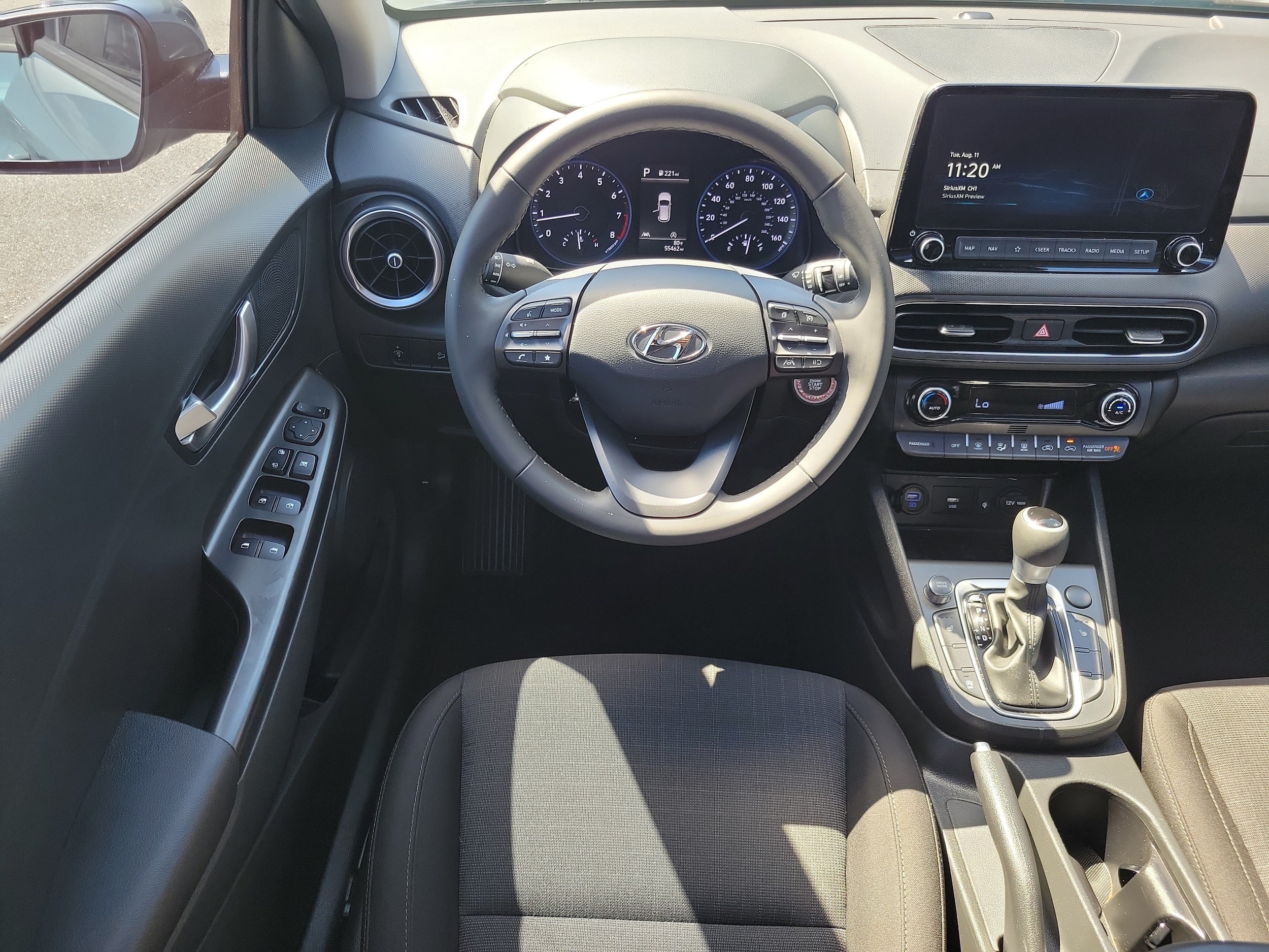2023 Hyundai Kona SEL - Photo 17