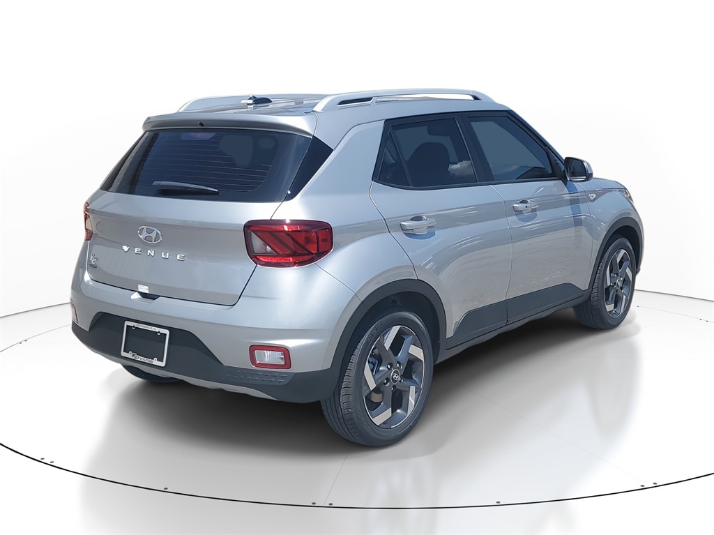 New 2025 Hyundai Venue SEL SUV