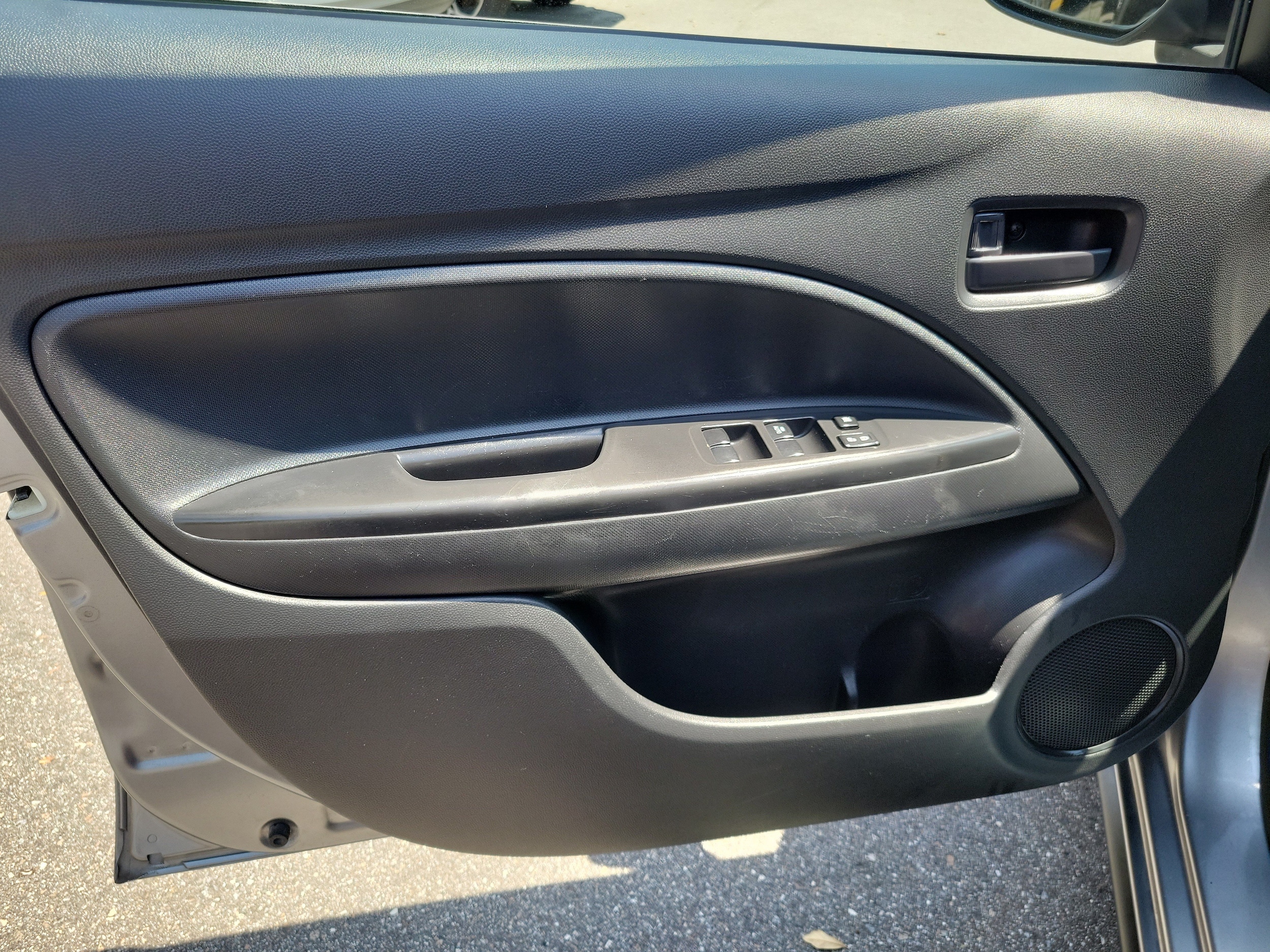 2021 Mitsubishi Mirage ES - Photo 17