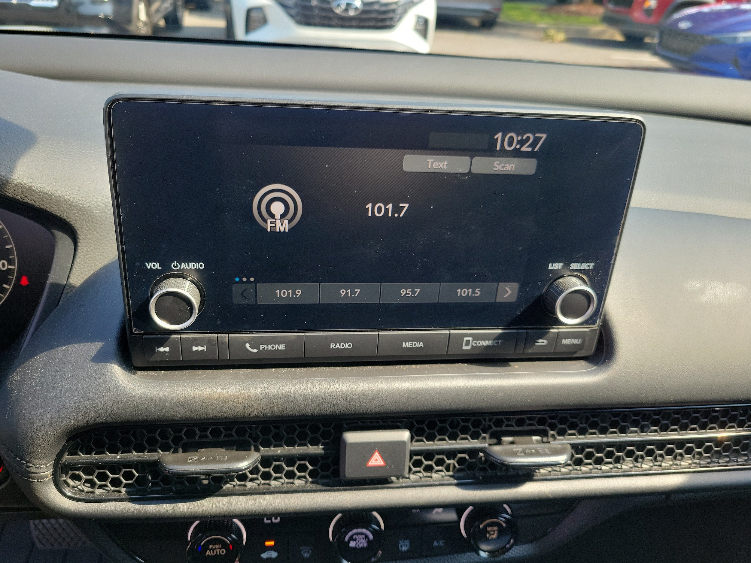 2024 Honda HR-V LX - Photo 28