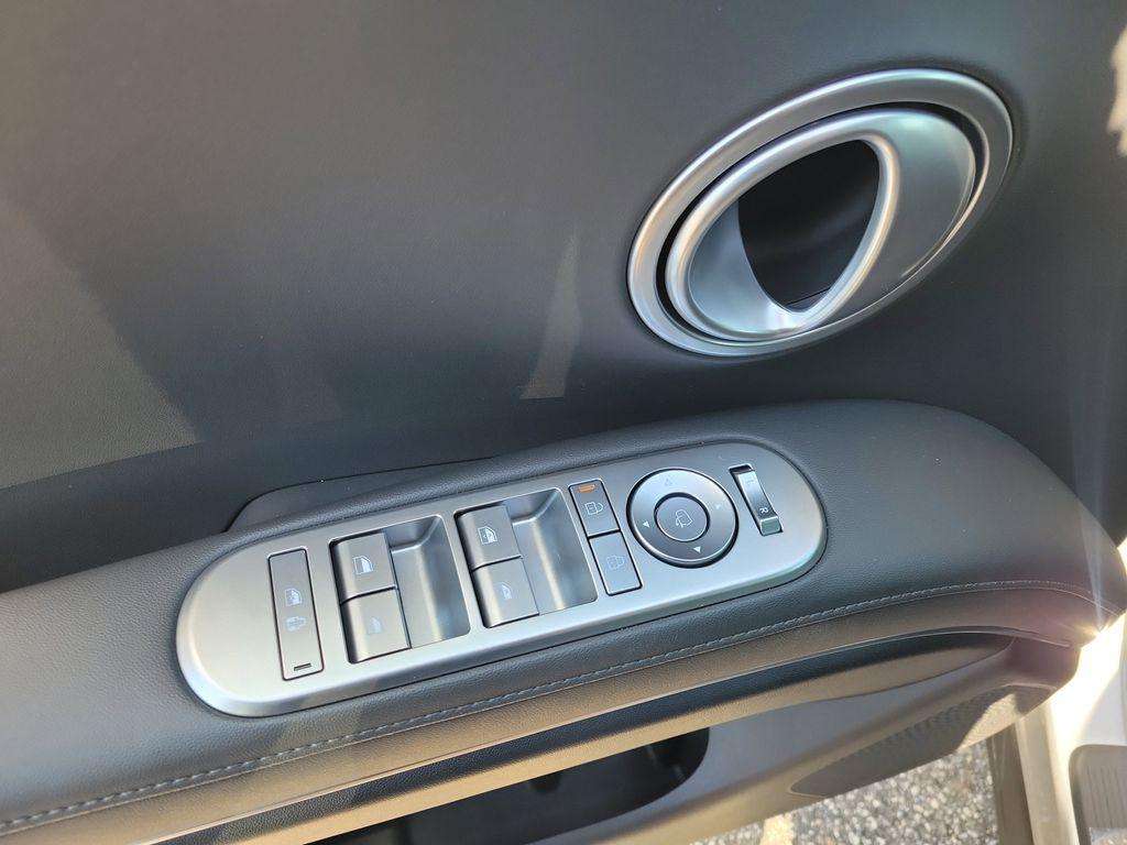 2026 Hyundai Palisade Limited - Photo 9