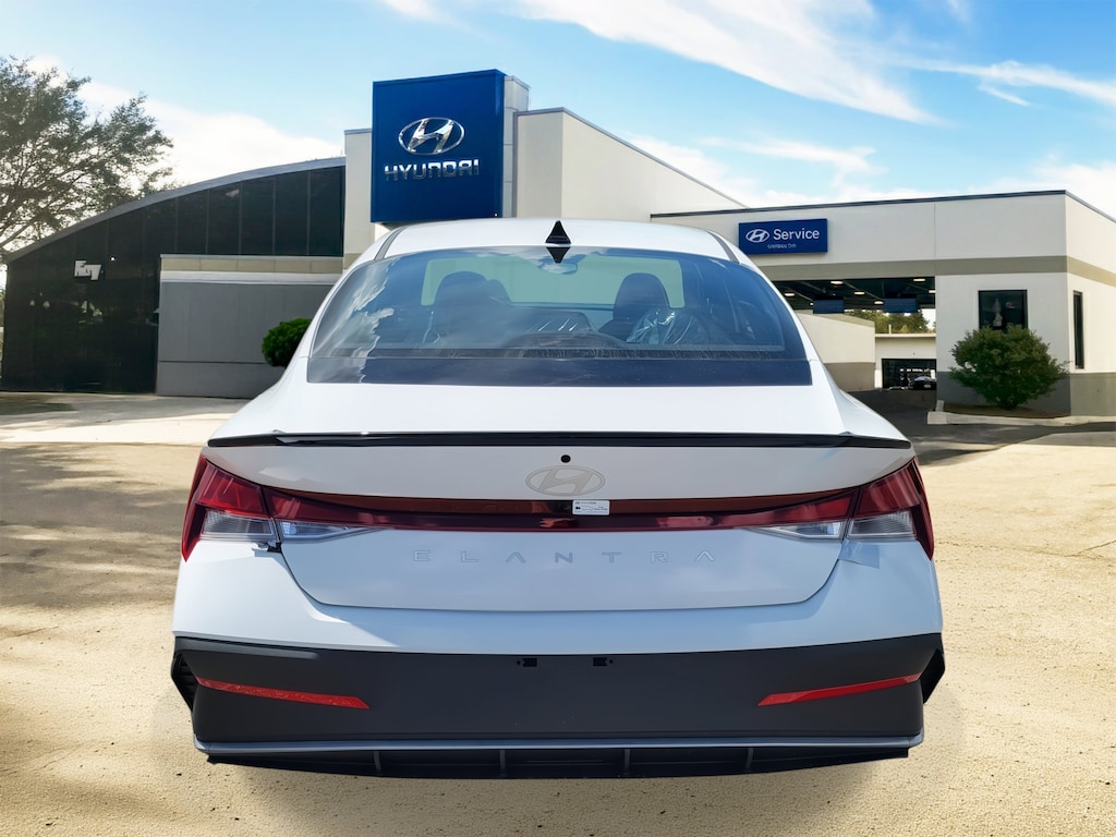 Certified 2025 Hyundai Elantra SEL Sport Sedan