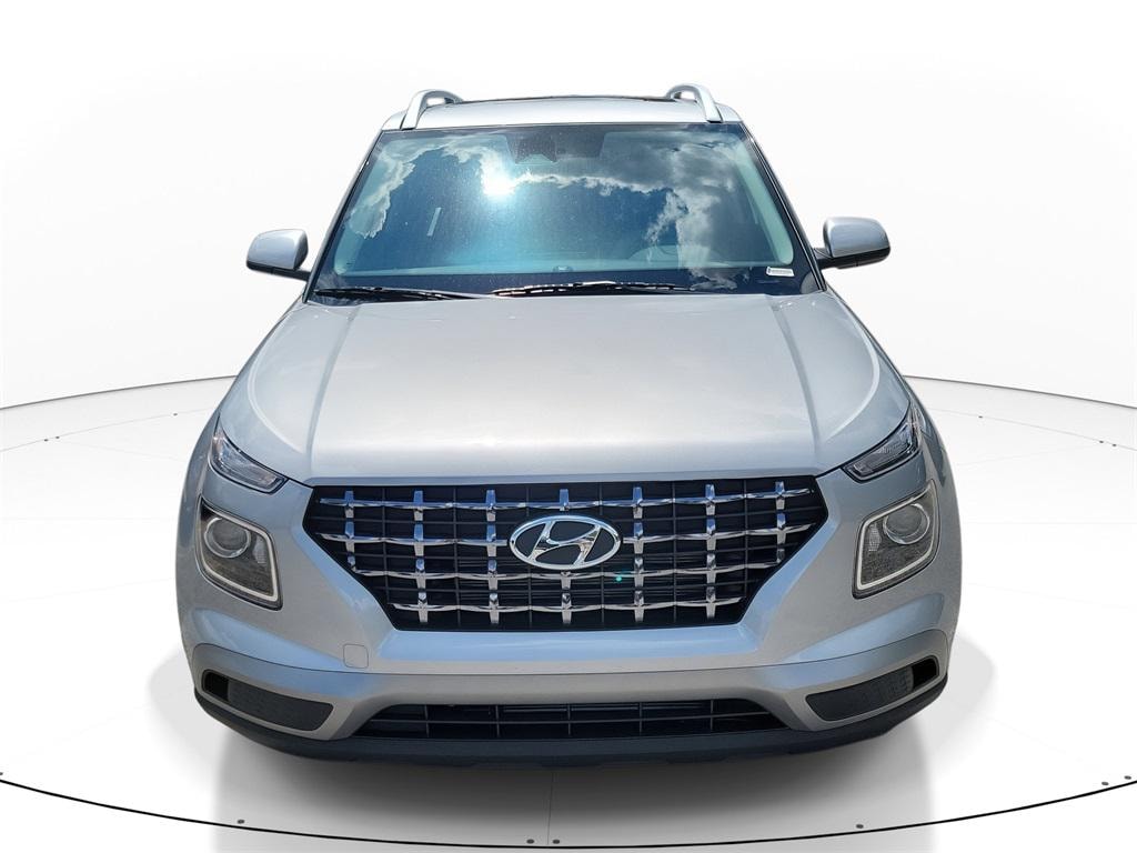 New 2025 Hyundai Venue SEL SUV