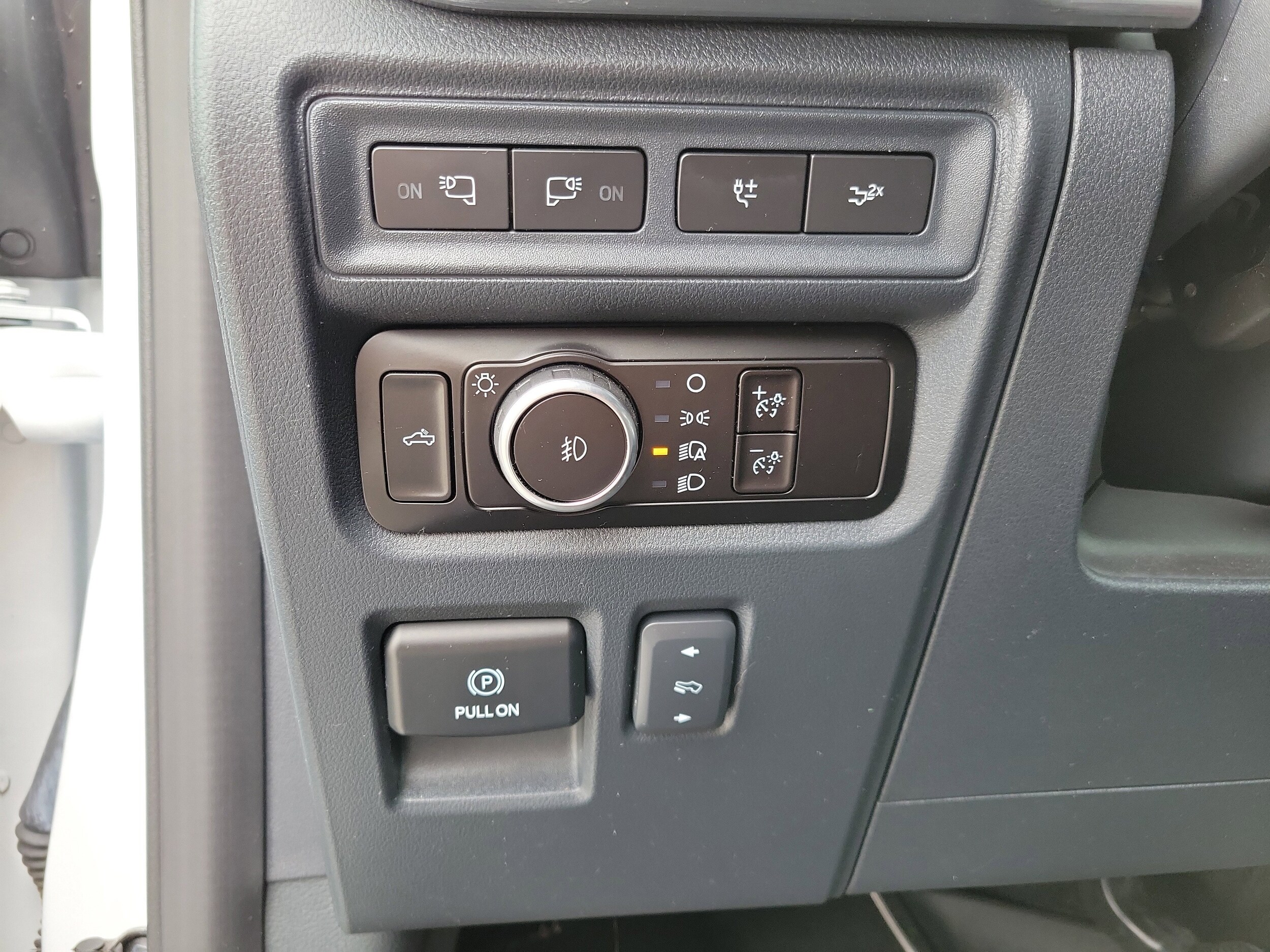 2023 Ford F-150 Lariat - Photo 23