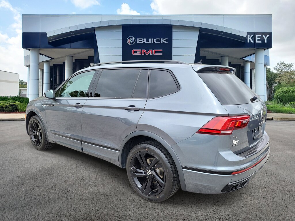 Used 2023 Volkswagen Tiguan 2.0T SE R-Line Black SUV