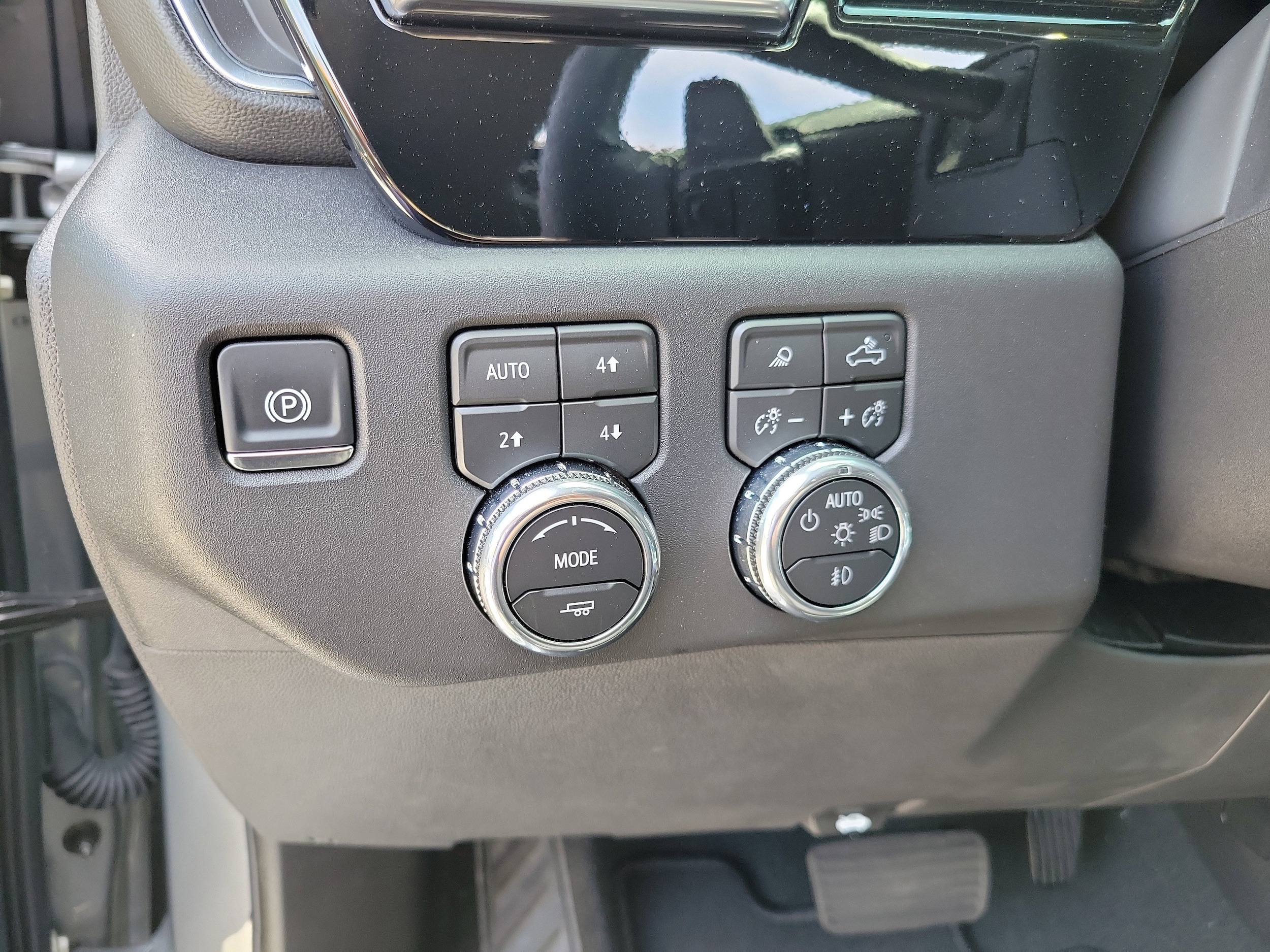2026 GMC Sierra 1500 SLT - Photo 22