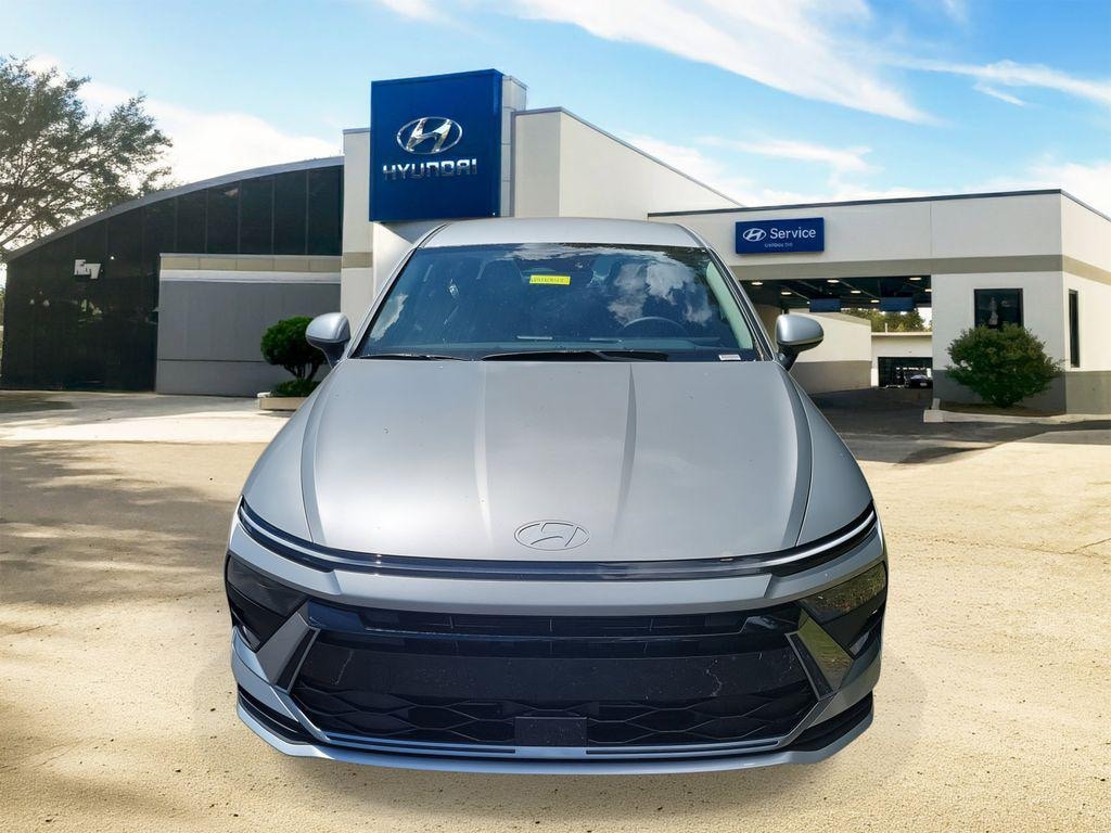 New 2025 Hyundai Sonata SE Sedan