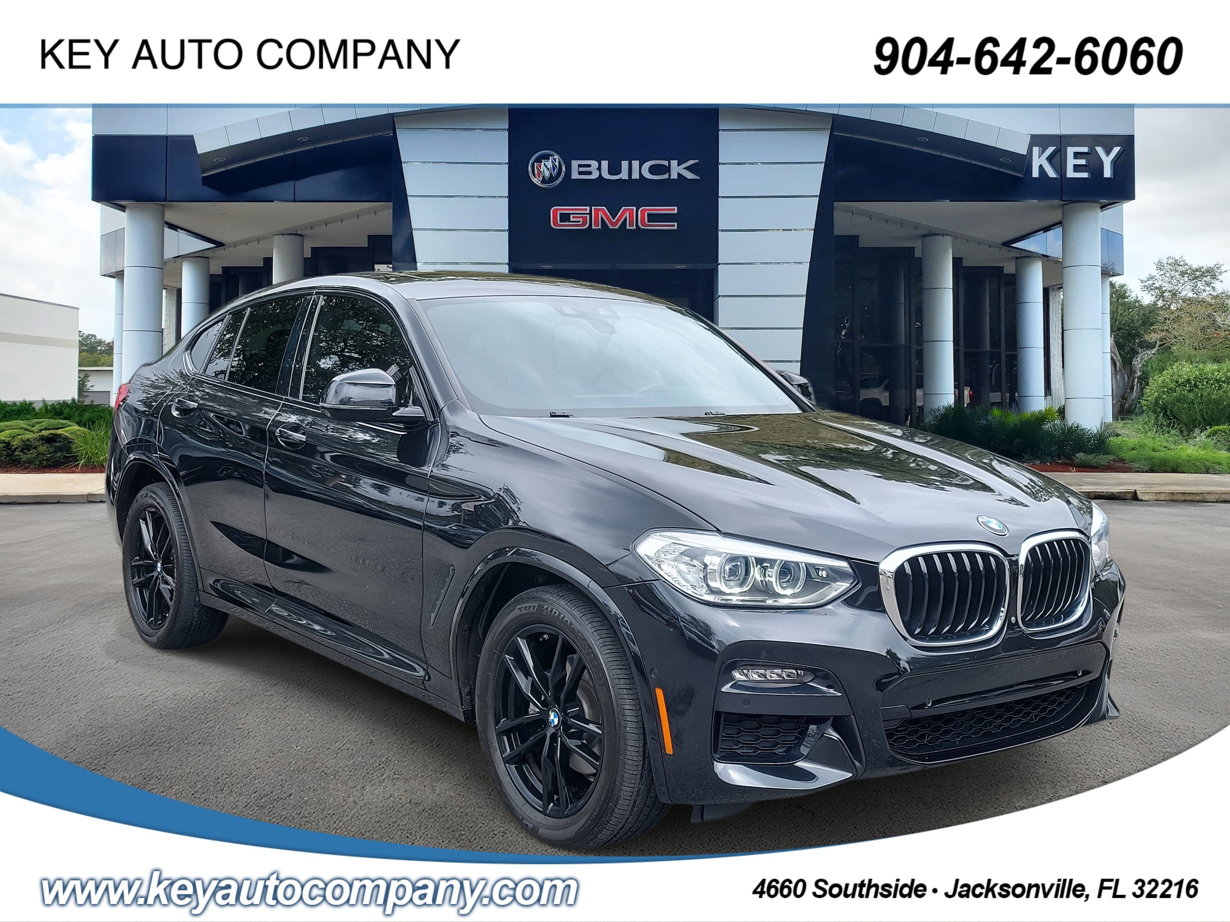 2021 BMW X4 30i's photo