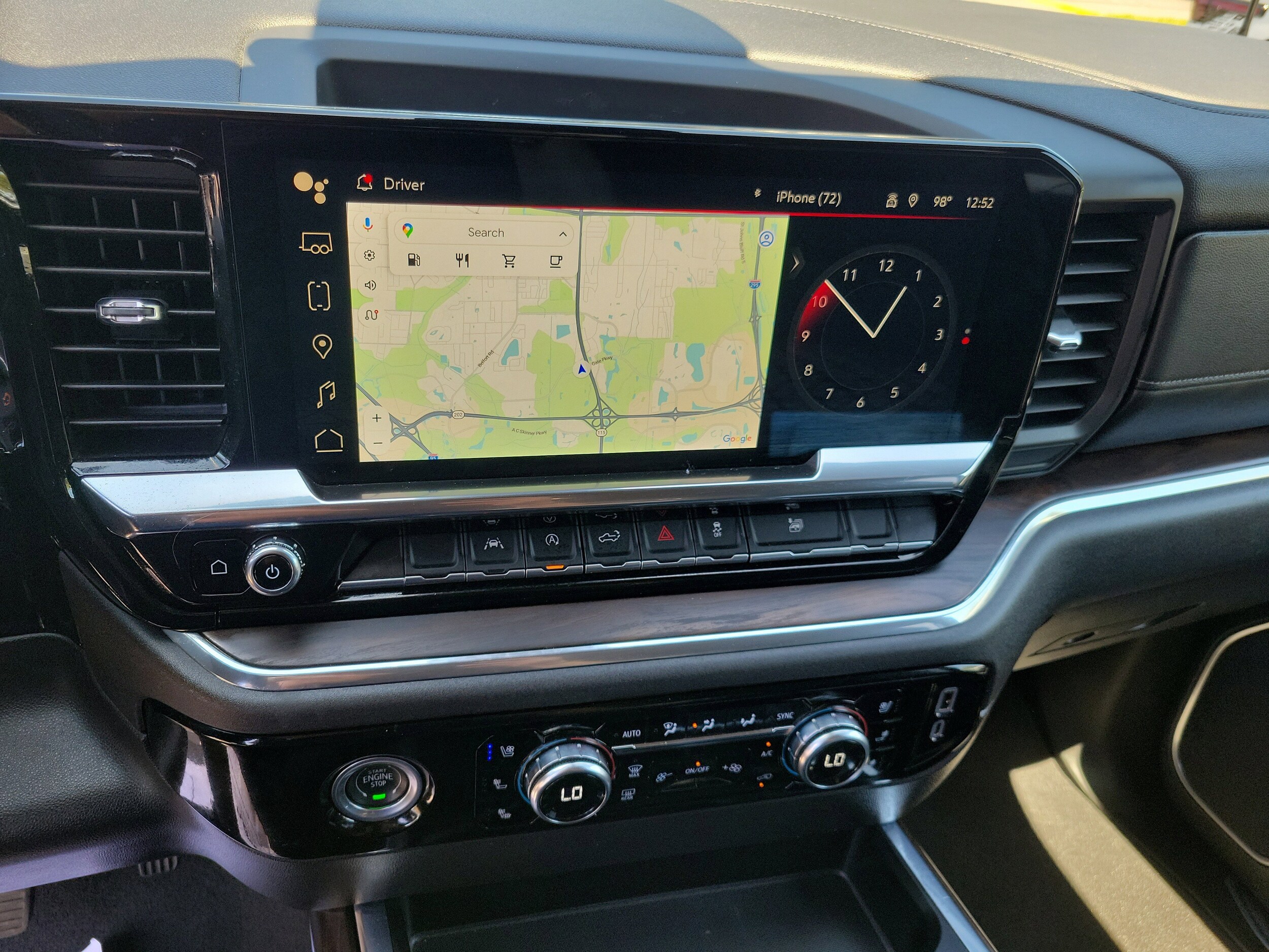 2024 GMC Sierra 1500 SLT - Photo 30