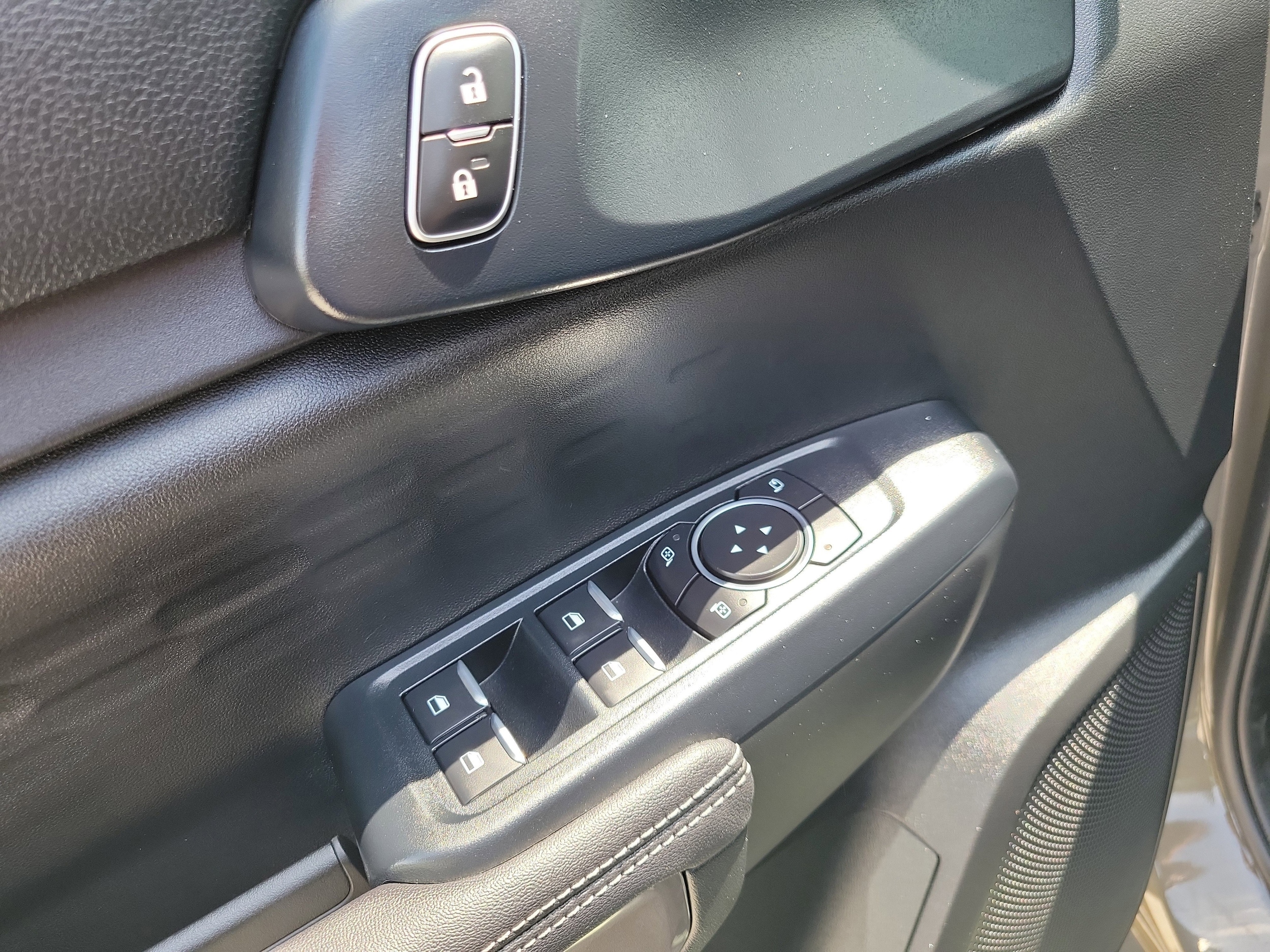 2025 Ford Ranger XLT - Photo 19