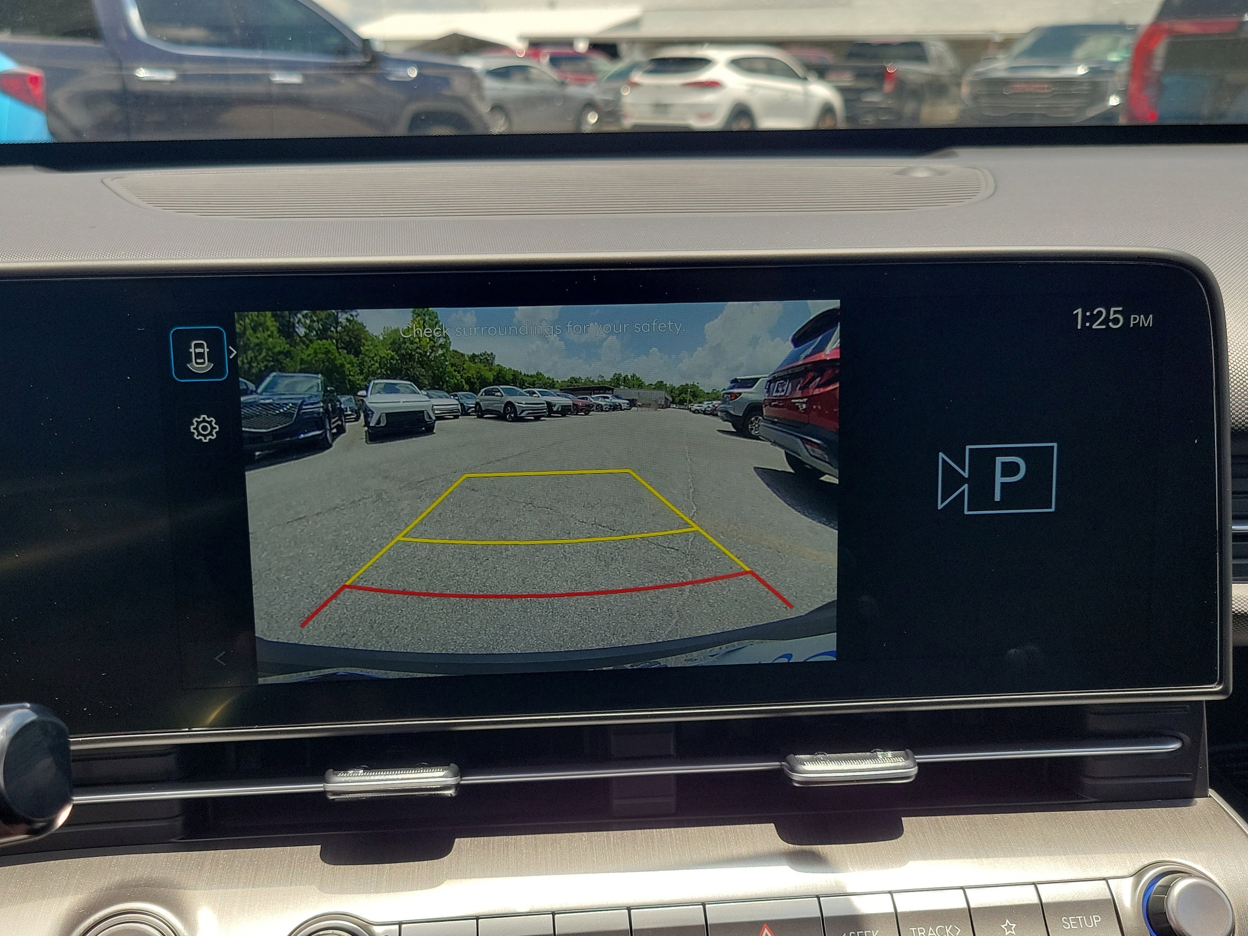 2025 Hyundai Kona SEL Convenience - Photo 24