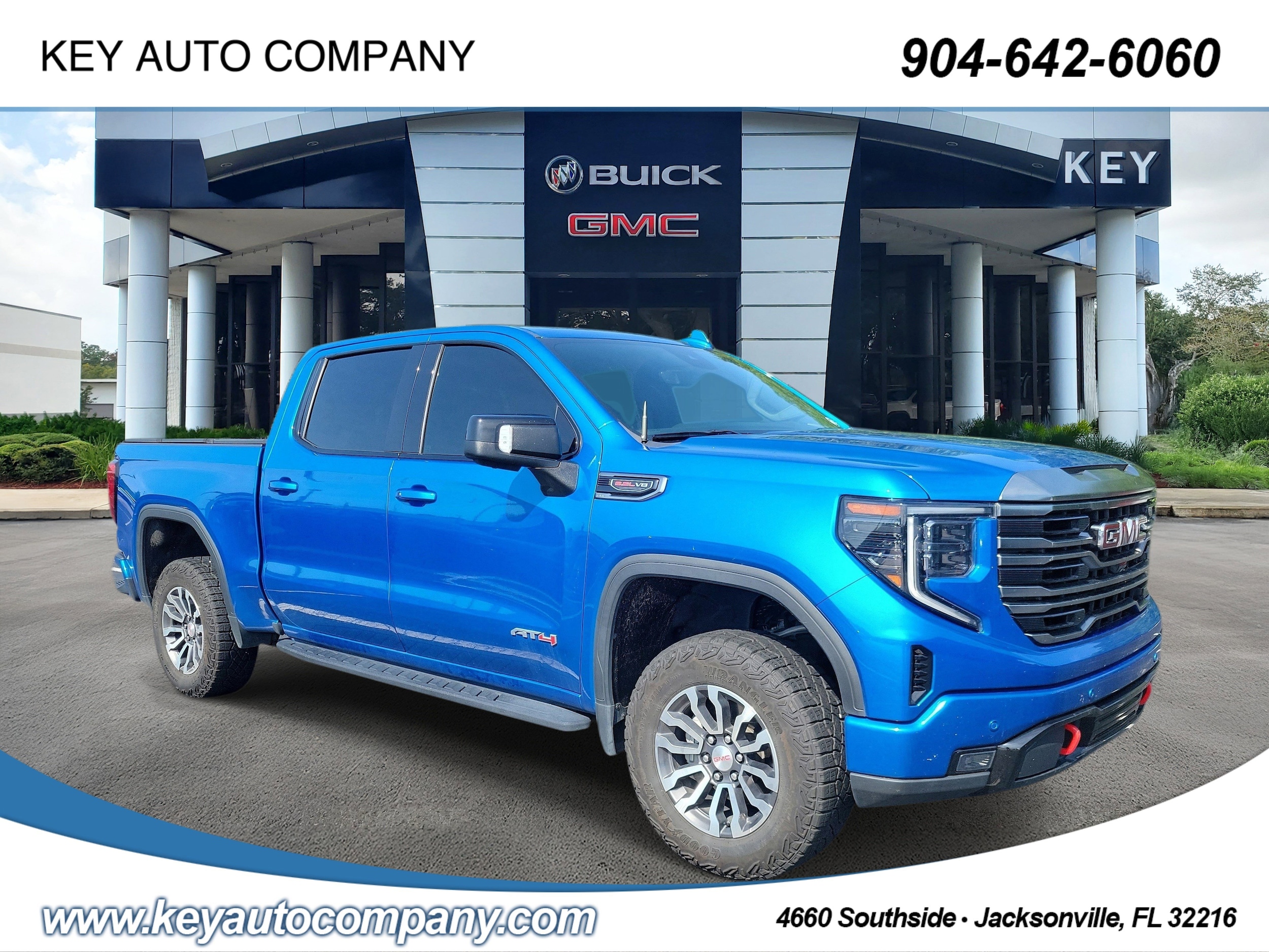 2023 GMC Sierra 4WD Crew Cab Short Box AT4's photo