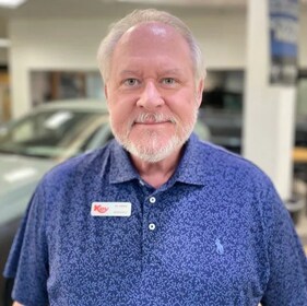 Staff member Eric Thompson from fe5d69b5b01a