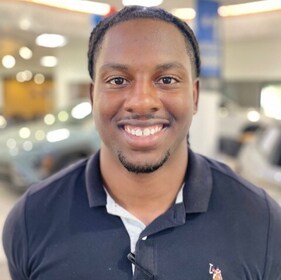 Staff member Zahn Diaz from fe5d69b5b01a