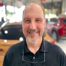 Staff member Scott Berni from 3ee86858c6f2