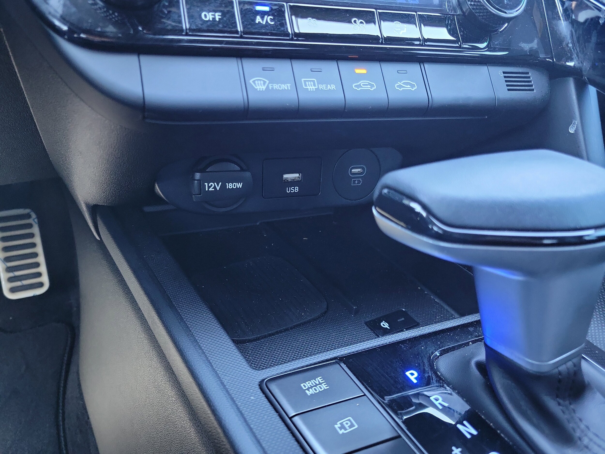 2025 Hyundai Elantra Blue - Photo 25