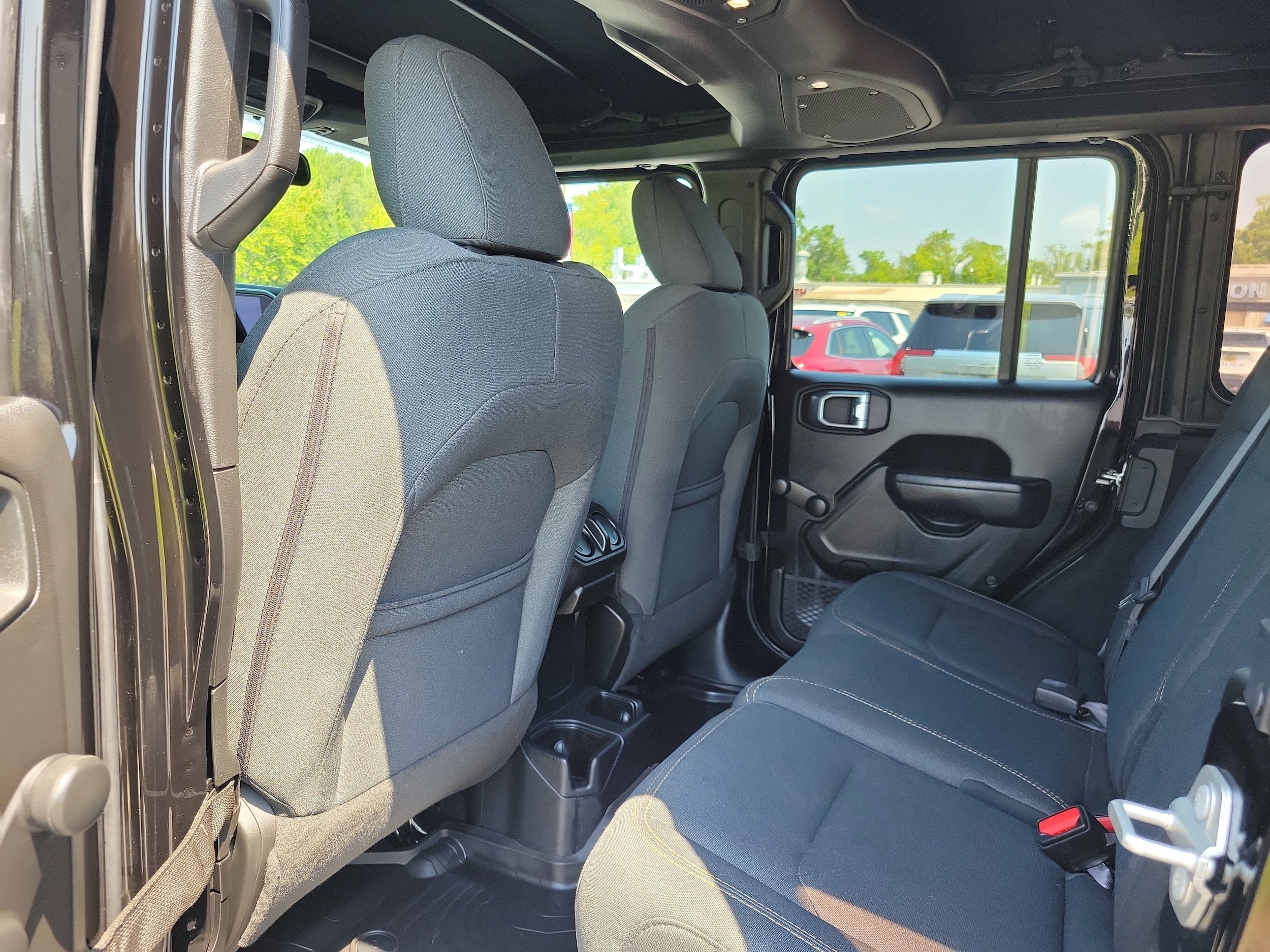 2024 Jeep Wrangler 4-Door Sport - Photo 11