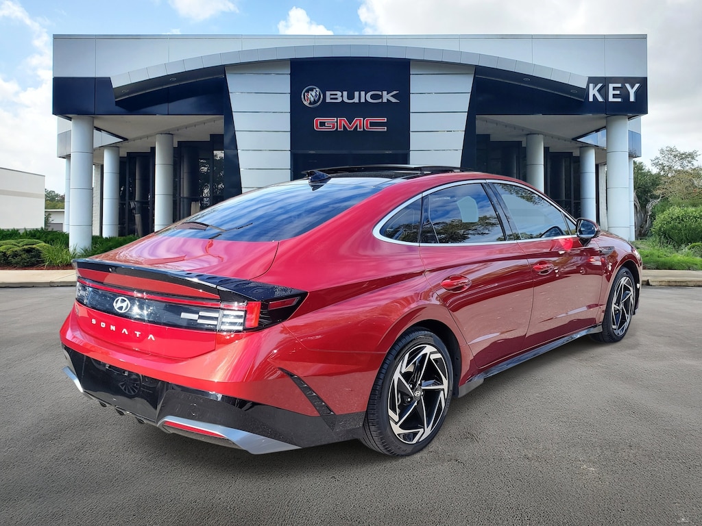 Used 2024 Hyundai Sonata SEL Sedan