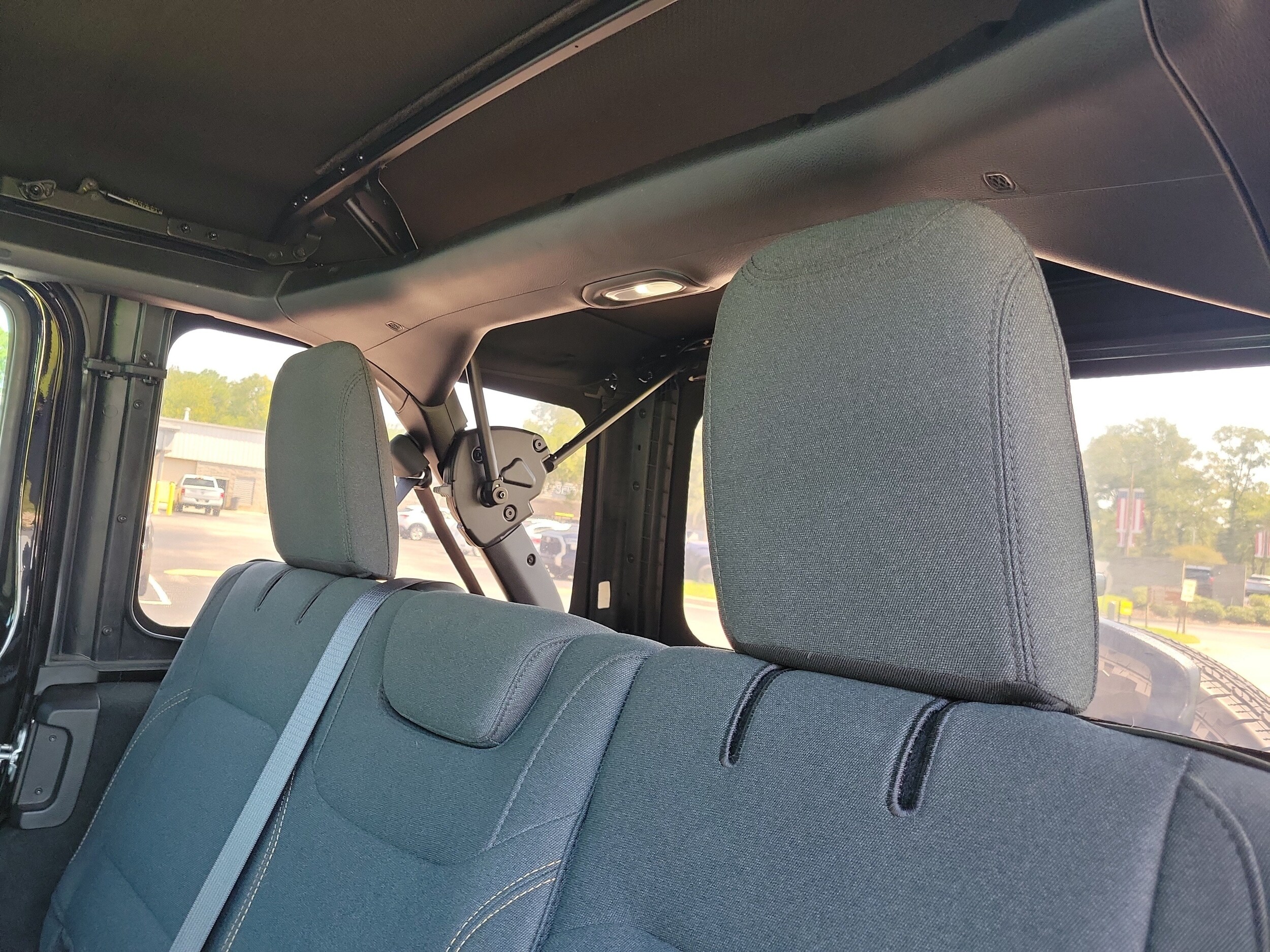2024 Jeep Wrangler 4-Door Sport - Photo 13