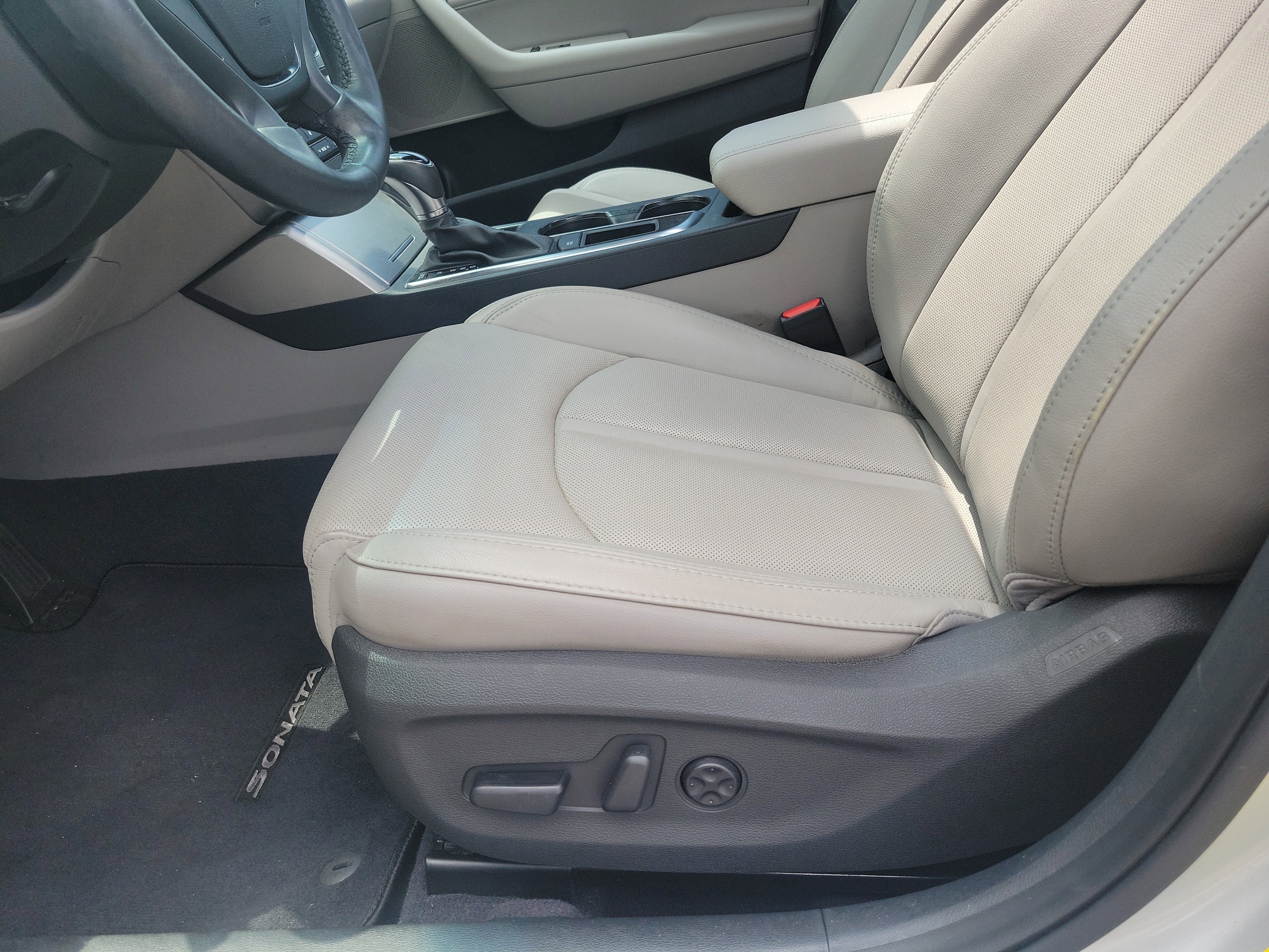 2016 Hyundai Sonata Limited - Photo 18