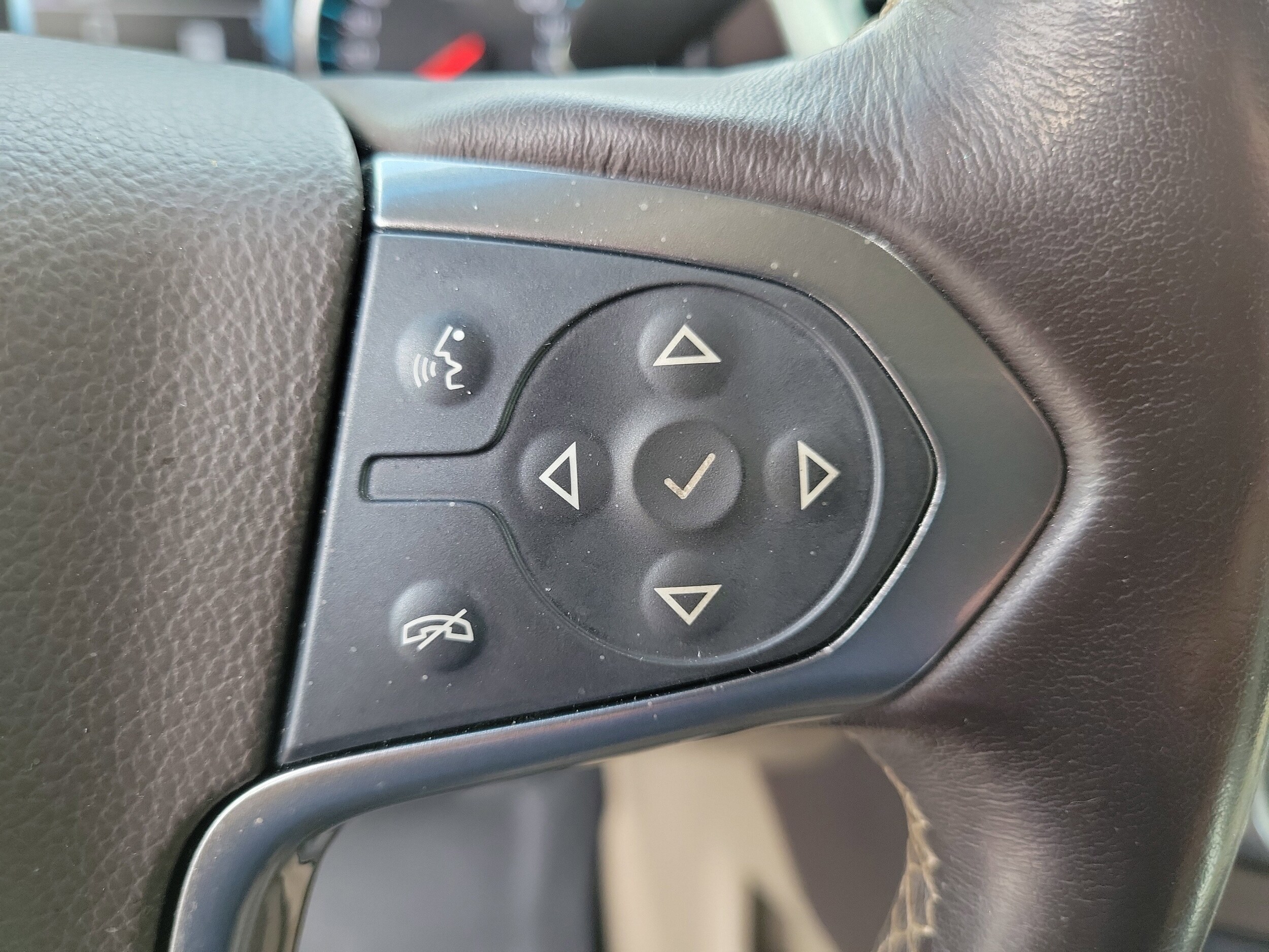 2019 Chevrolet Tahoe LT - Photo 32