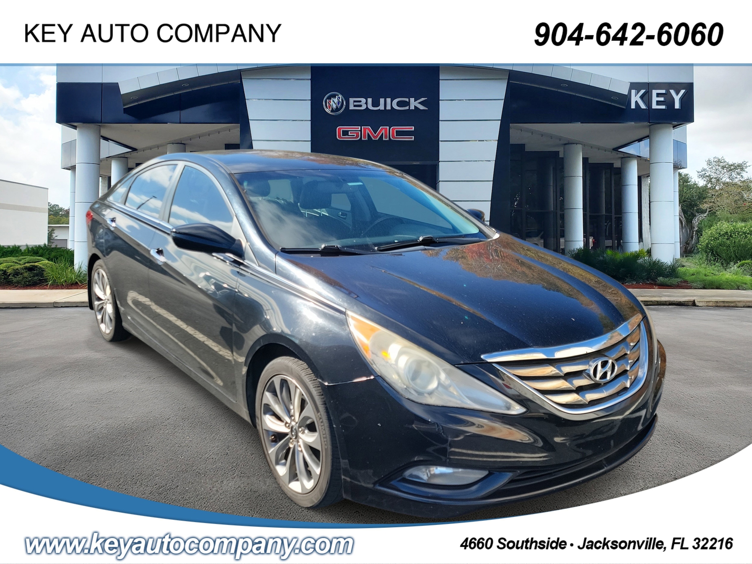 2011 Hyundai Sonata SE's photo