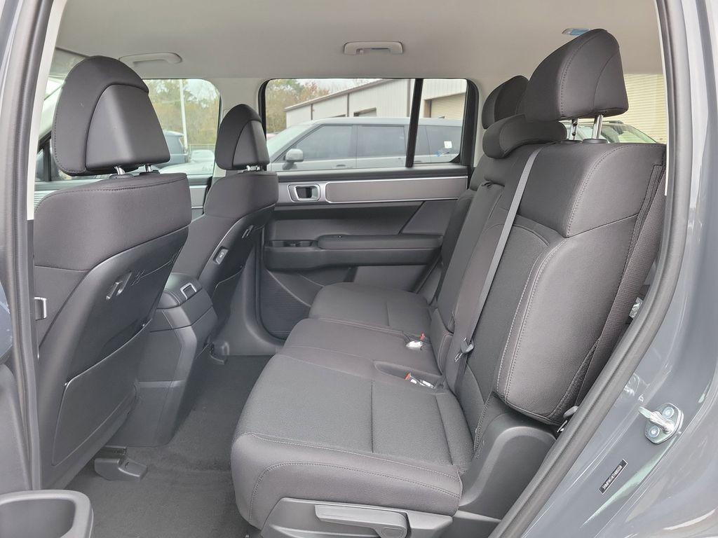 2026 Hyundai Santa Fe SE - Photo 15