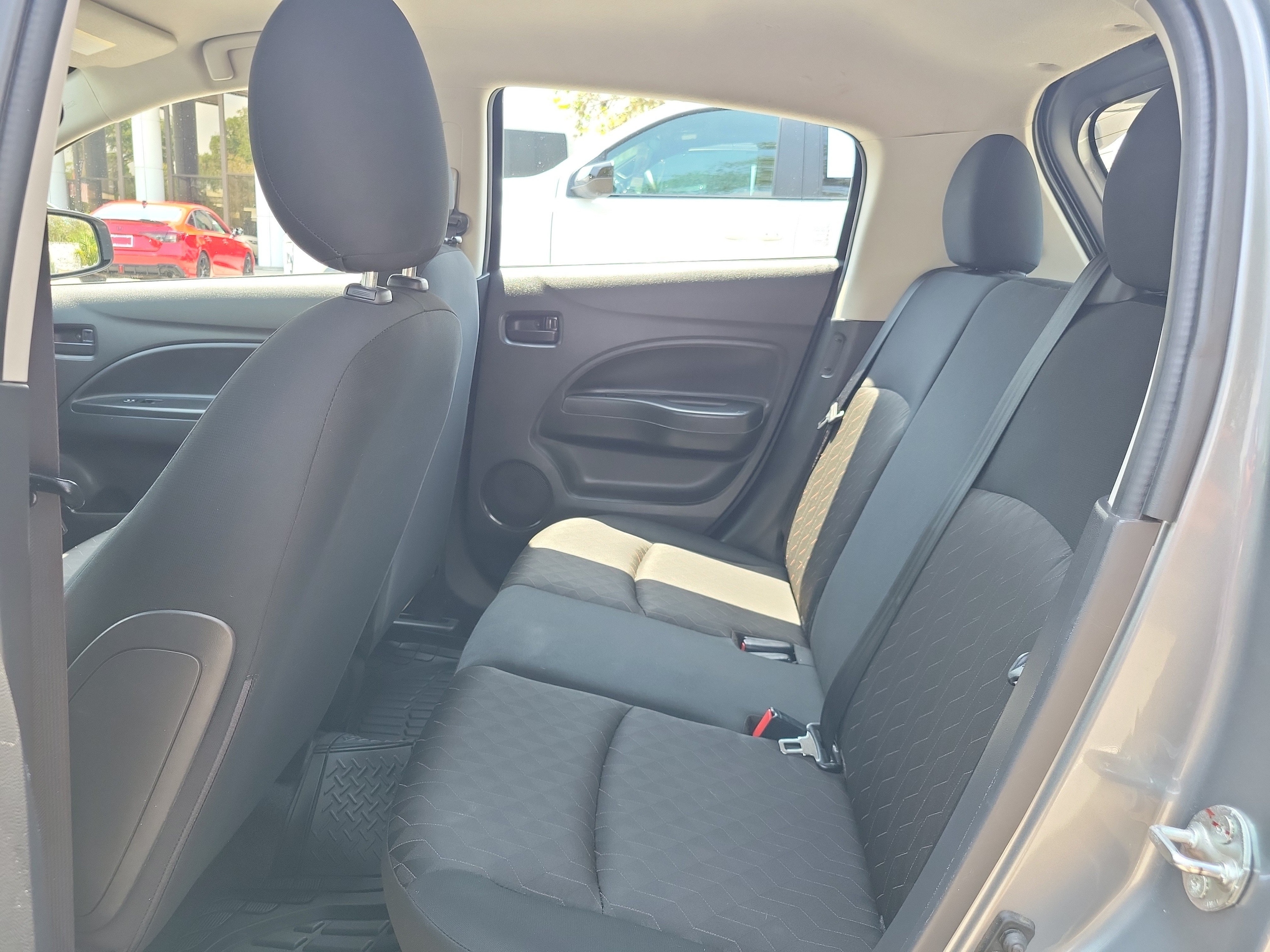 2021 Mitsubishi Mirage ES - Photo 13