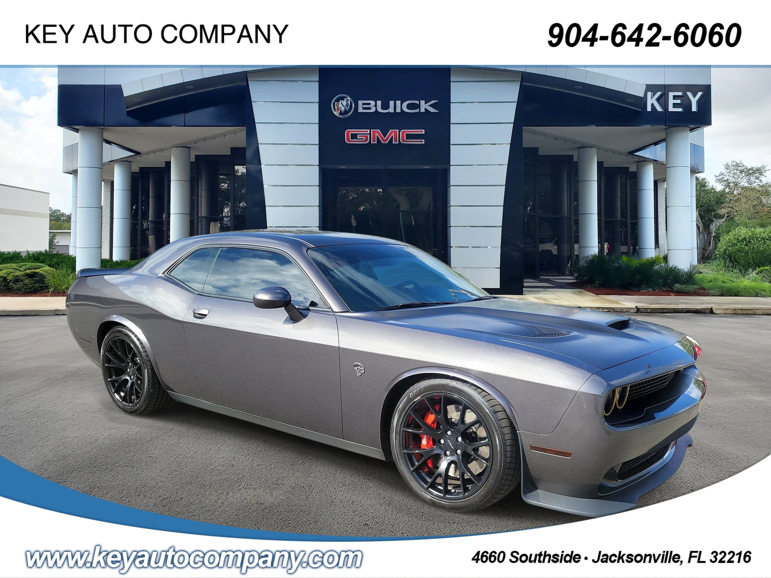 2015 Dodge Challenger SRT Hellcat's photo