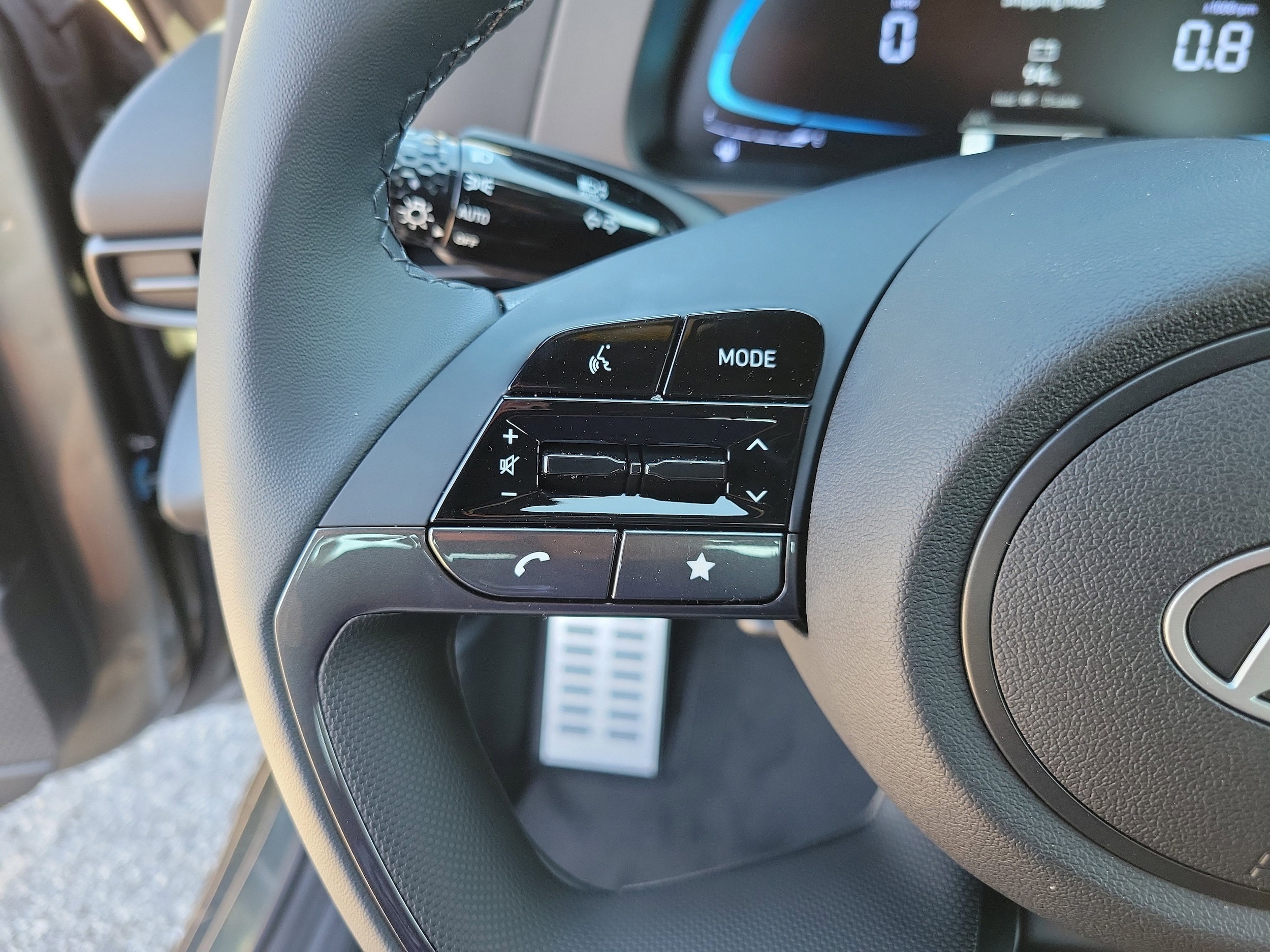 2026 Hyundai Elantra SEL Sport - Photo 23