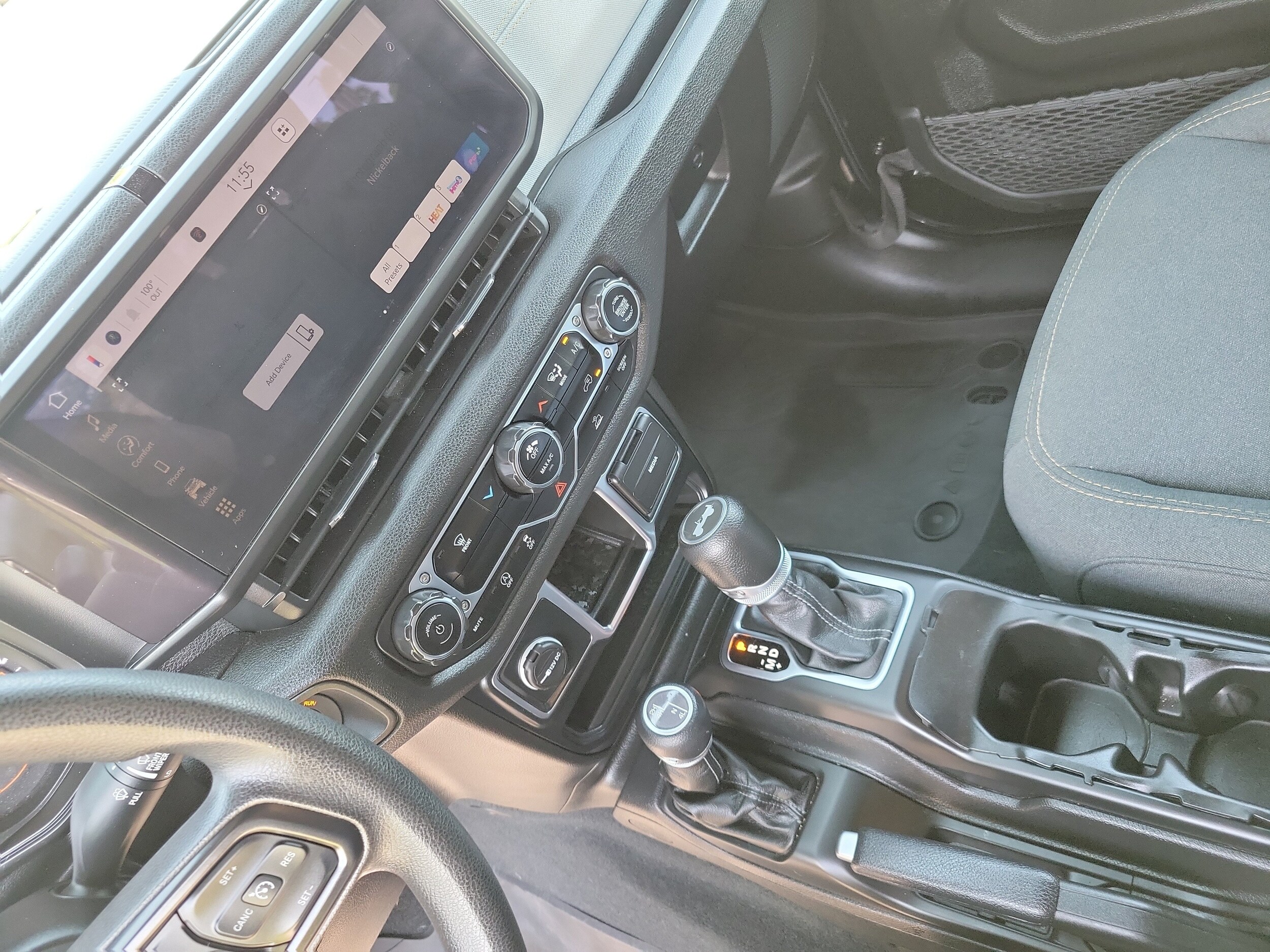 2024 Jeep Wrangler 4-Door Sport - Photo 34