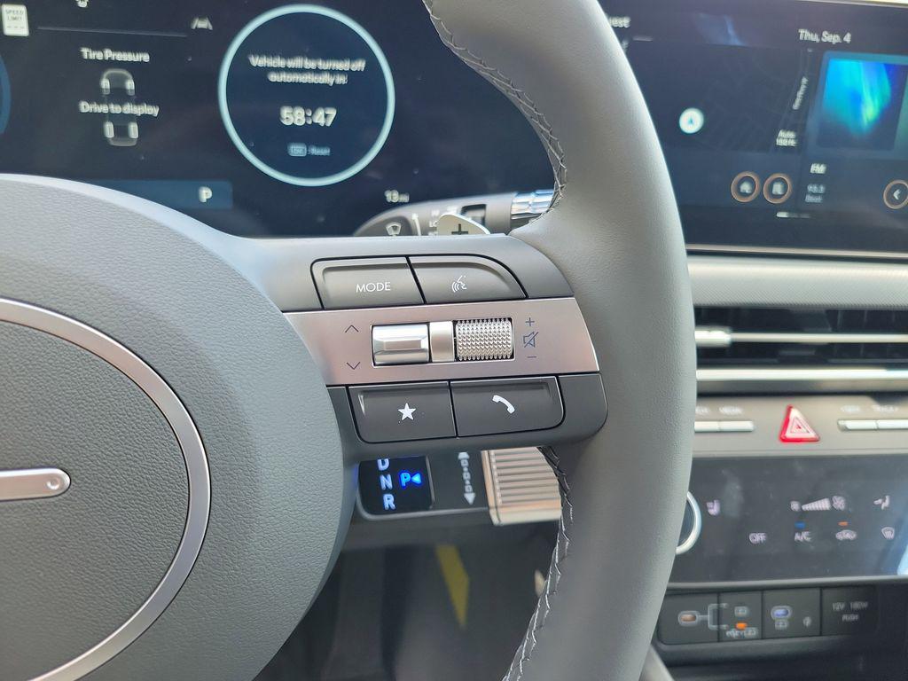 2025 Hyundai Sonata SEL - Photo 14