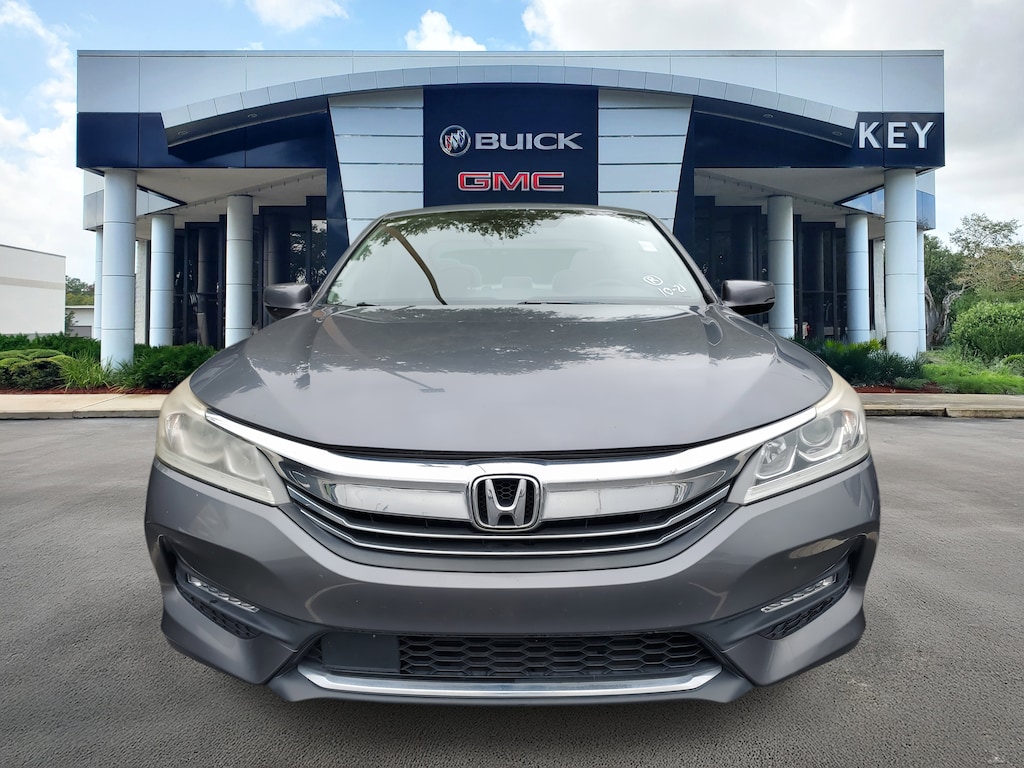 Used 2017 Honda Accord EX-L w/Navi & Honda Sensing Sedan
