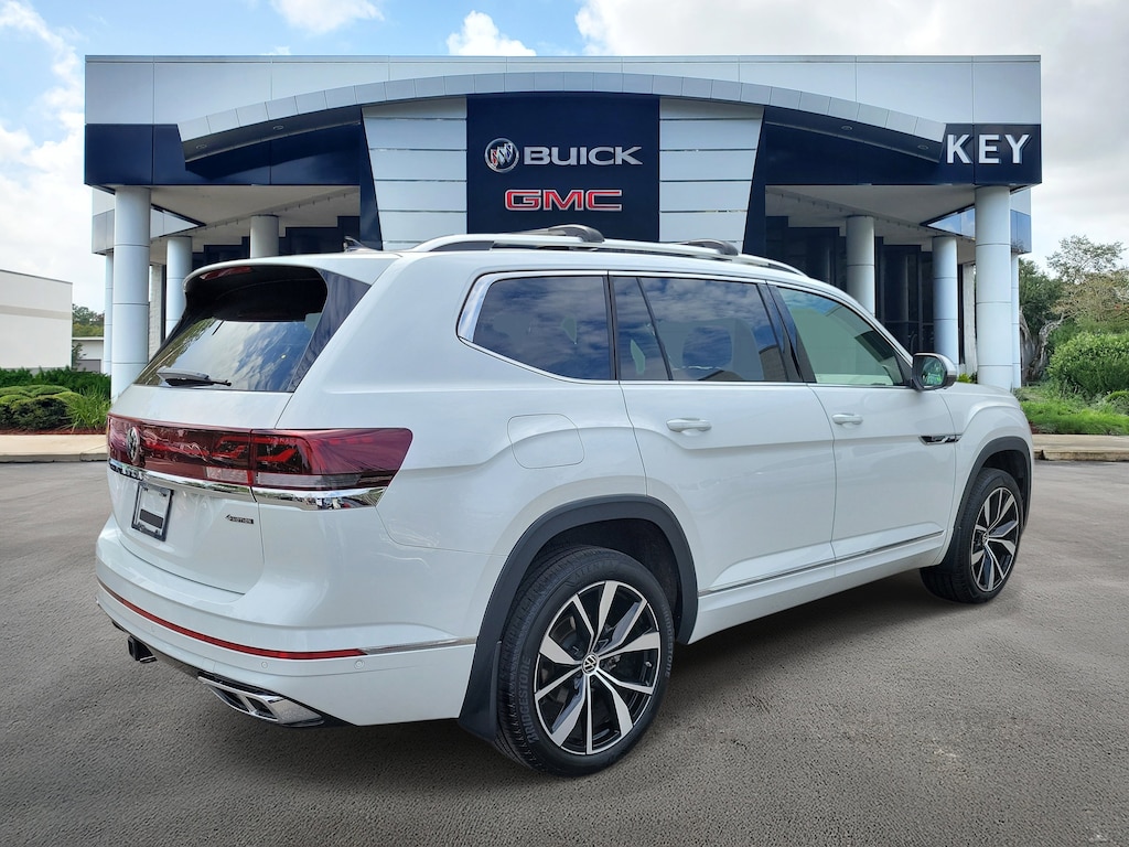 Used 2024 Volkswagen Atlas 2.0T SEL Premium R-Line SUV